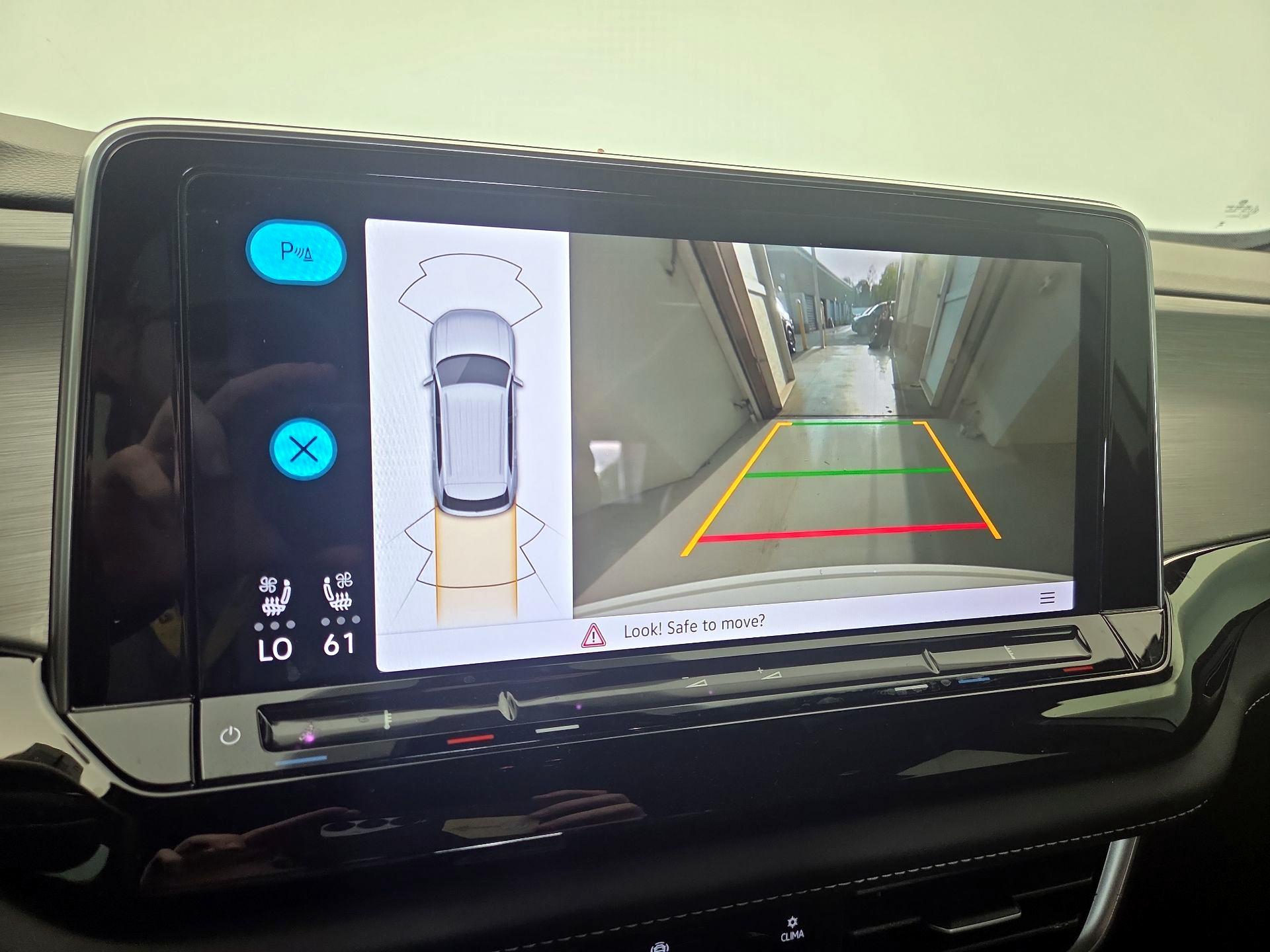 Thumbnail: 2024 Volkswagen Atlas - 14