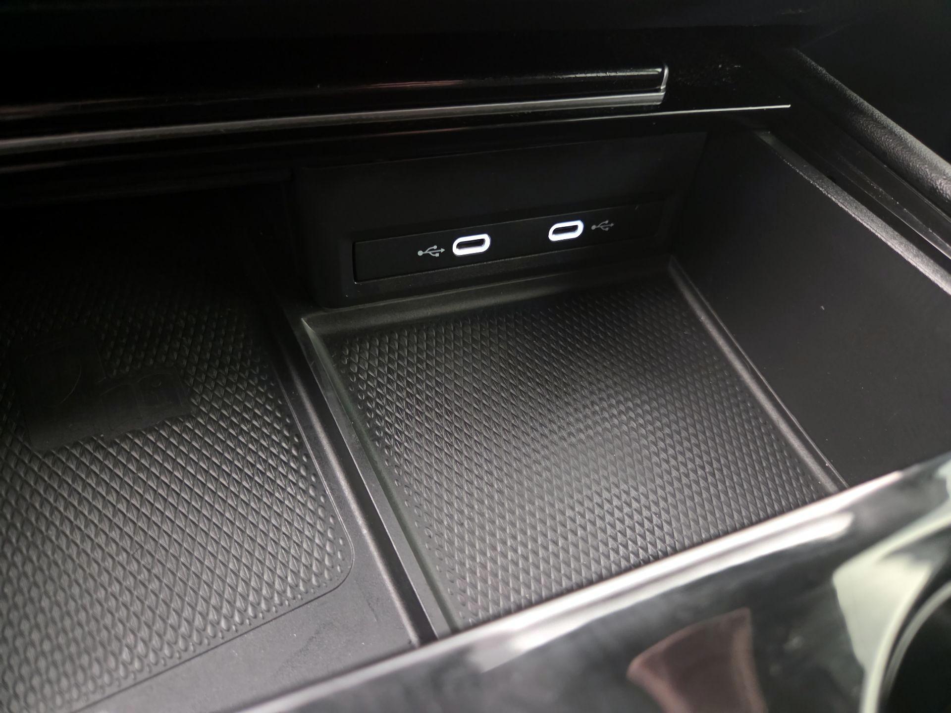 Thumbnail: 2024 Volkswagen Atlas - 18