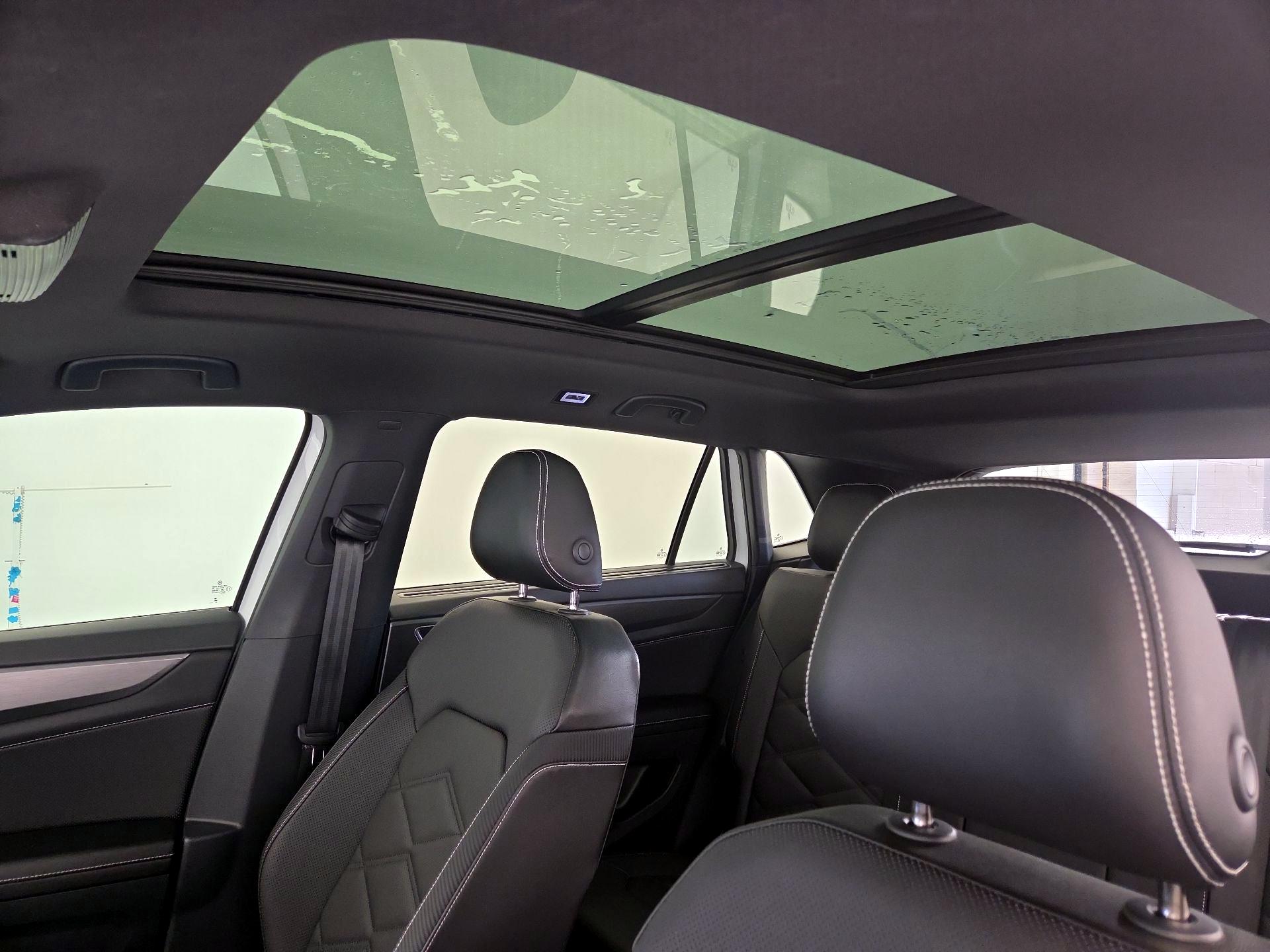 Thumbnail: 2024 Volkswagen Atlas - 19