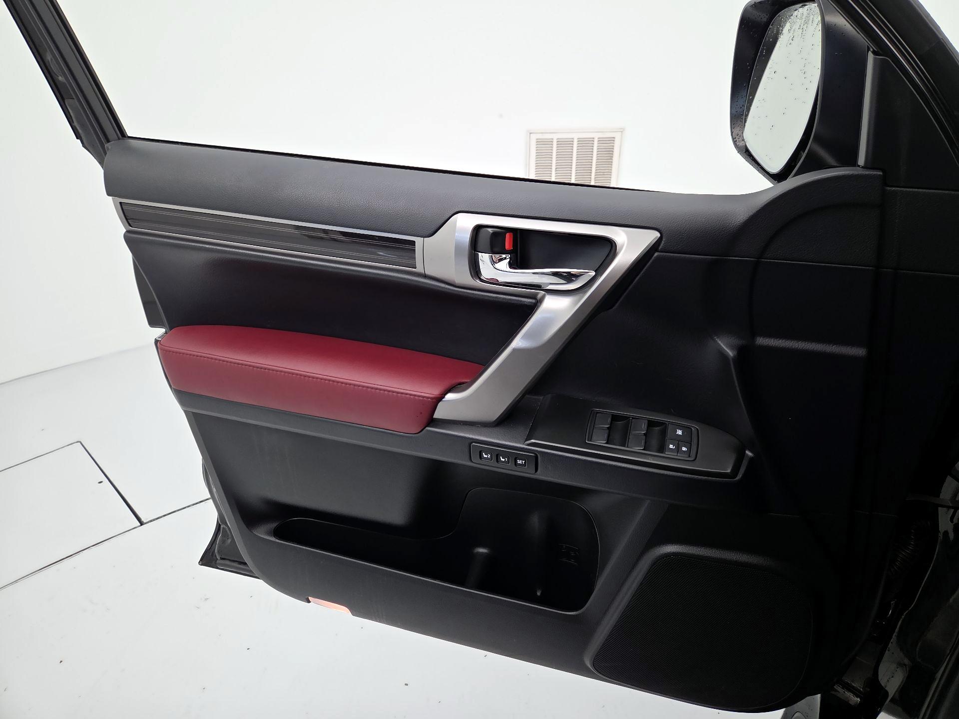 Thumbnail: 2022 Lexus GX - 12