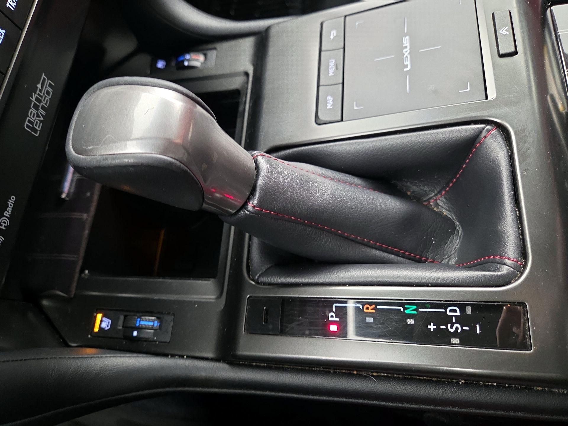 Thumbnail: 2022 Lexus GX - 18