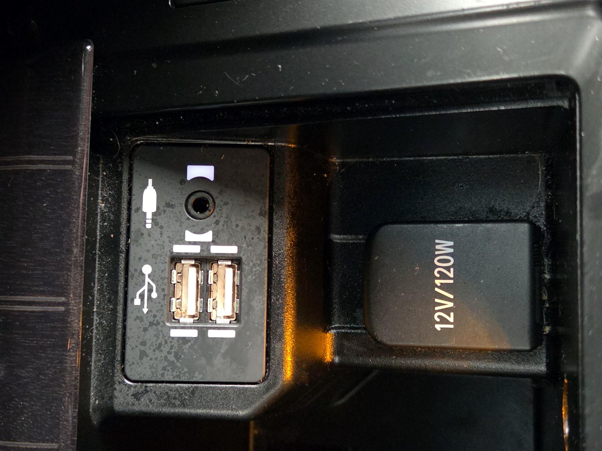 Thumbnail: 2022 Lexus GX - 19