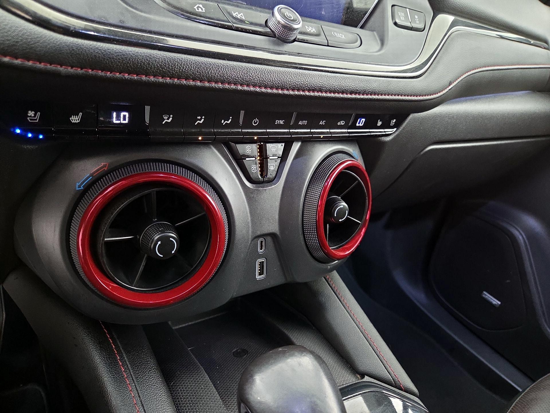 Thumbnail: 2019 Chevrolet Blazer - 16