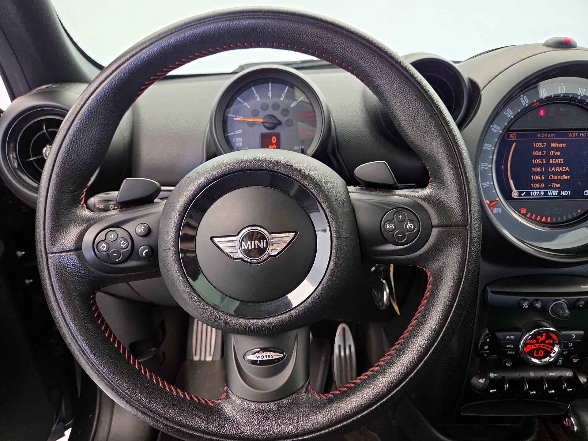 Thumbnail: 2016 MINI Cooper Countryman - 10