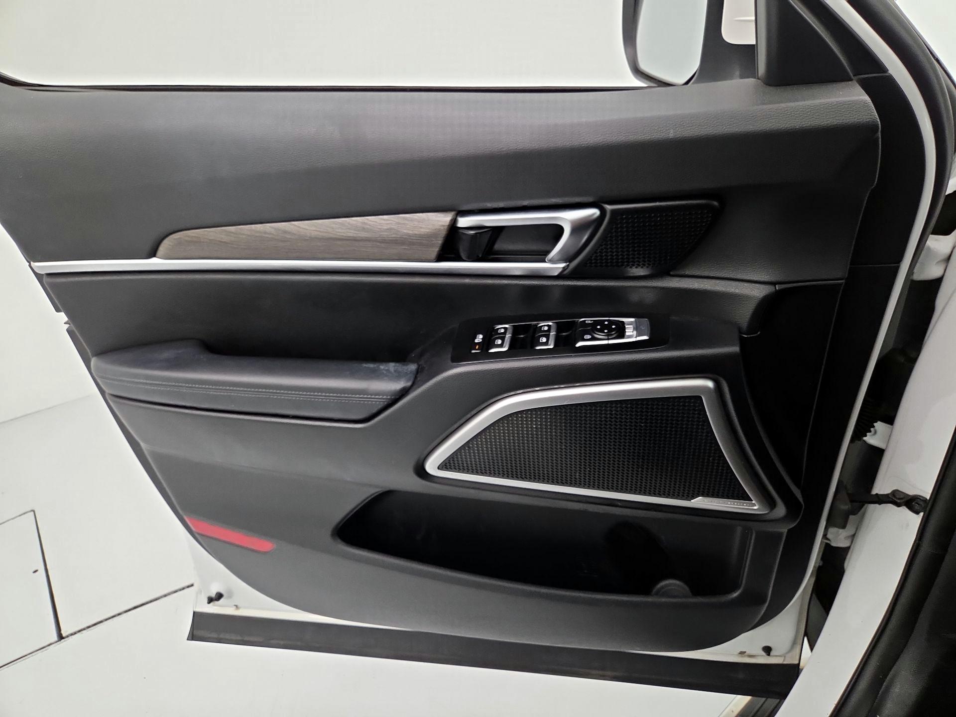 Thumbnail: 2020 Kia Telluride - 12