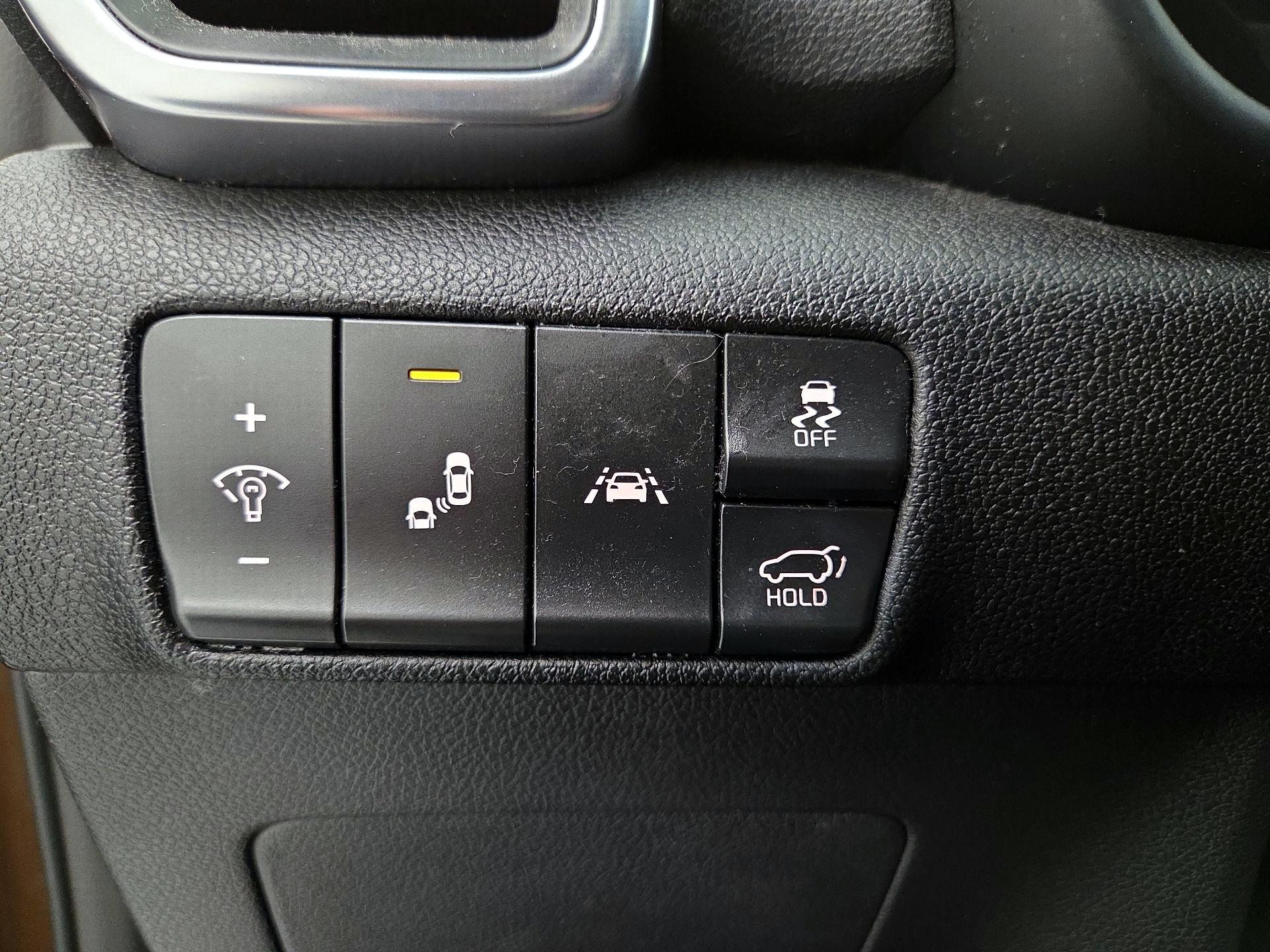 Thumbnail: 2017 Kia Sportage - 13