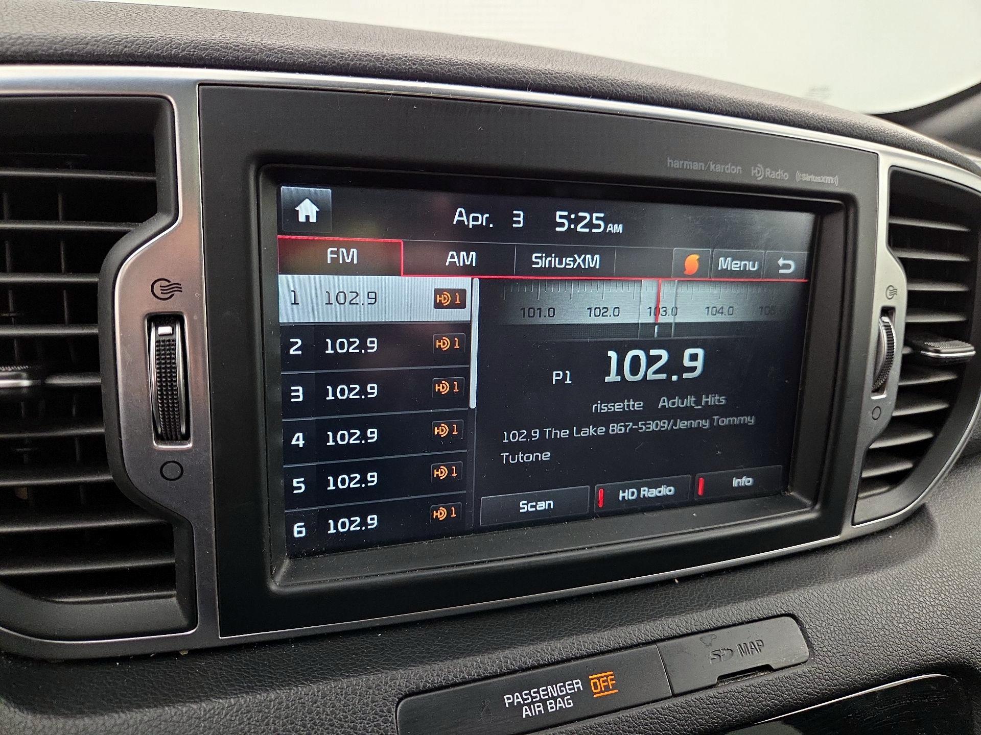 Thumbnail: 2017 Kia Sportage - 16