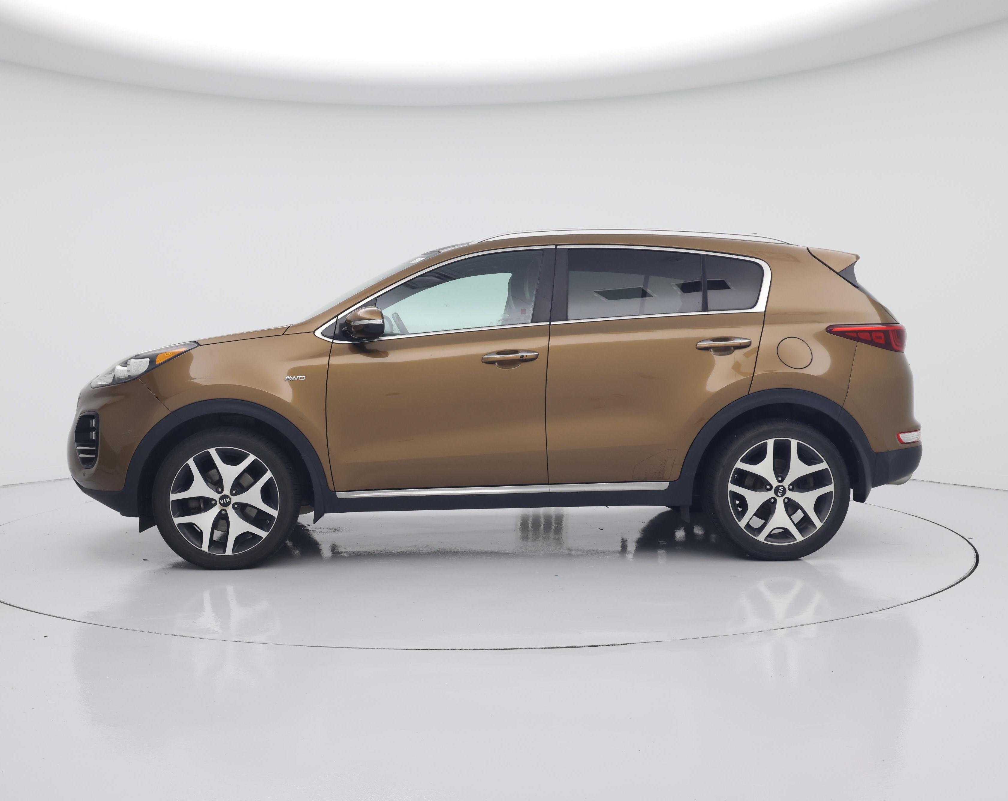 Thumbnail: 2017 Kia Sportage - 3