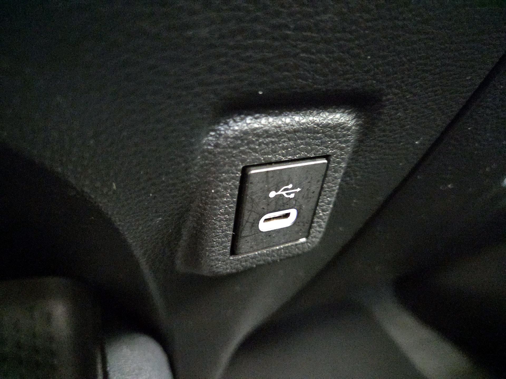 Thumbnail: 2023 Toyota Corolla - 18