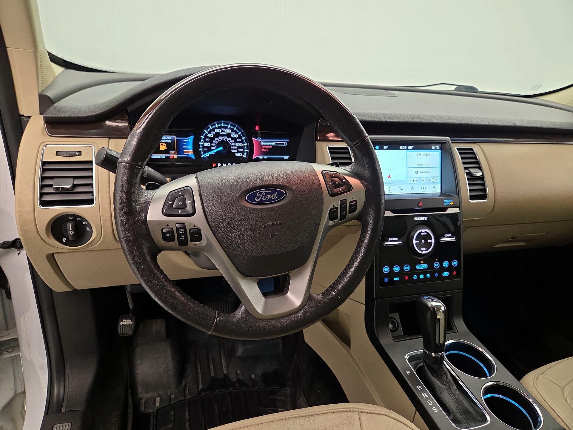 Thumbnail: 2018 Ford Flex - 10