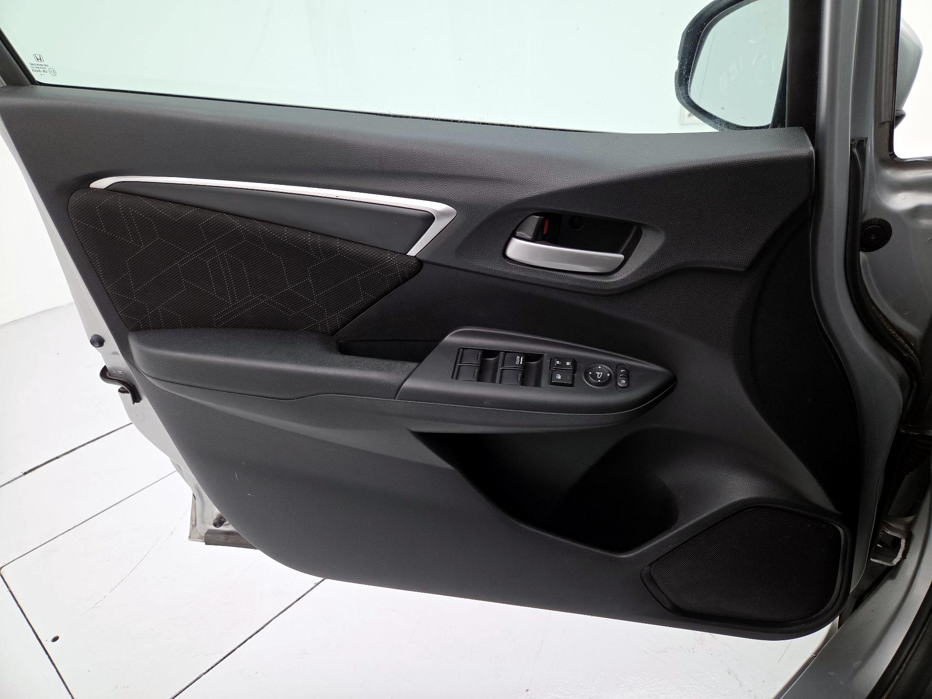 Thumbnail: 2015 Honda Fit - 12