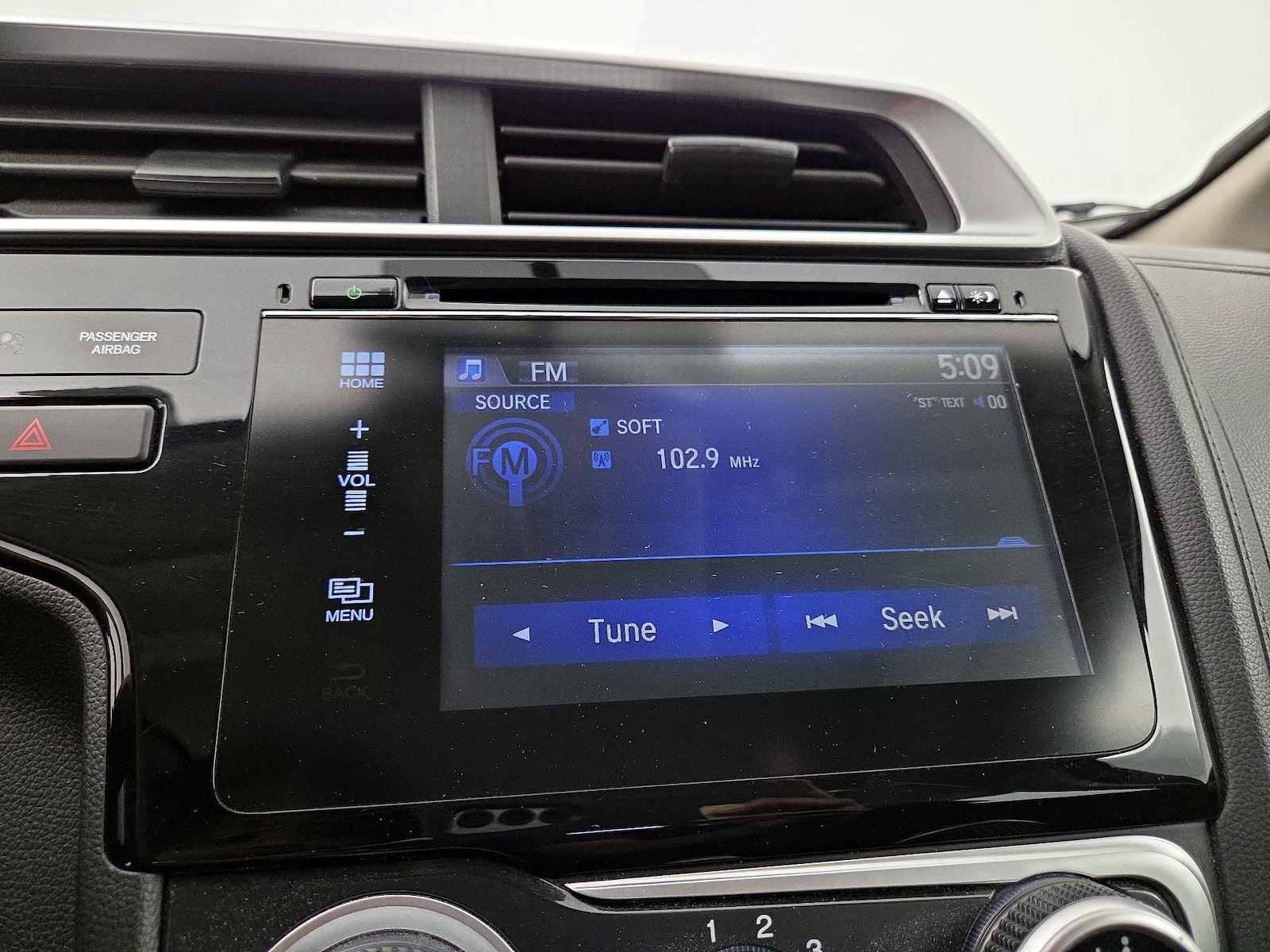 2015 Honda Fit EX - Photo 16
