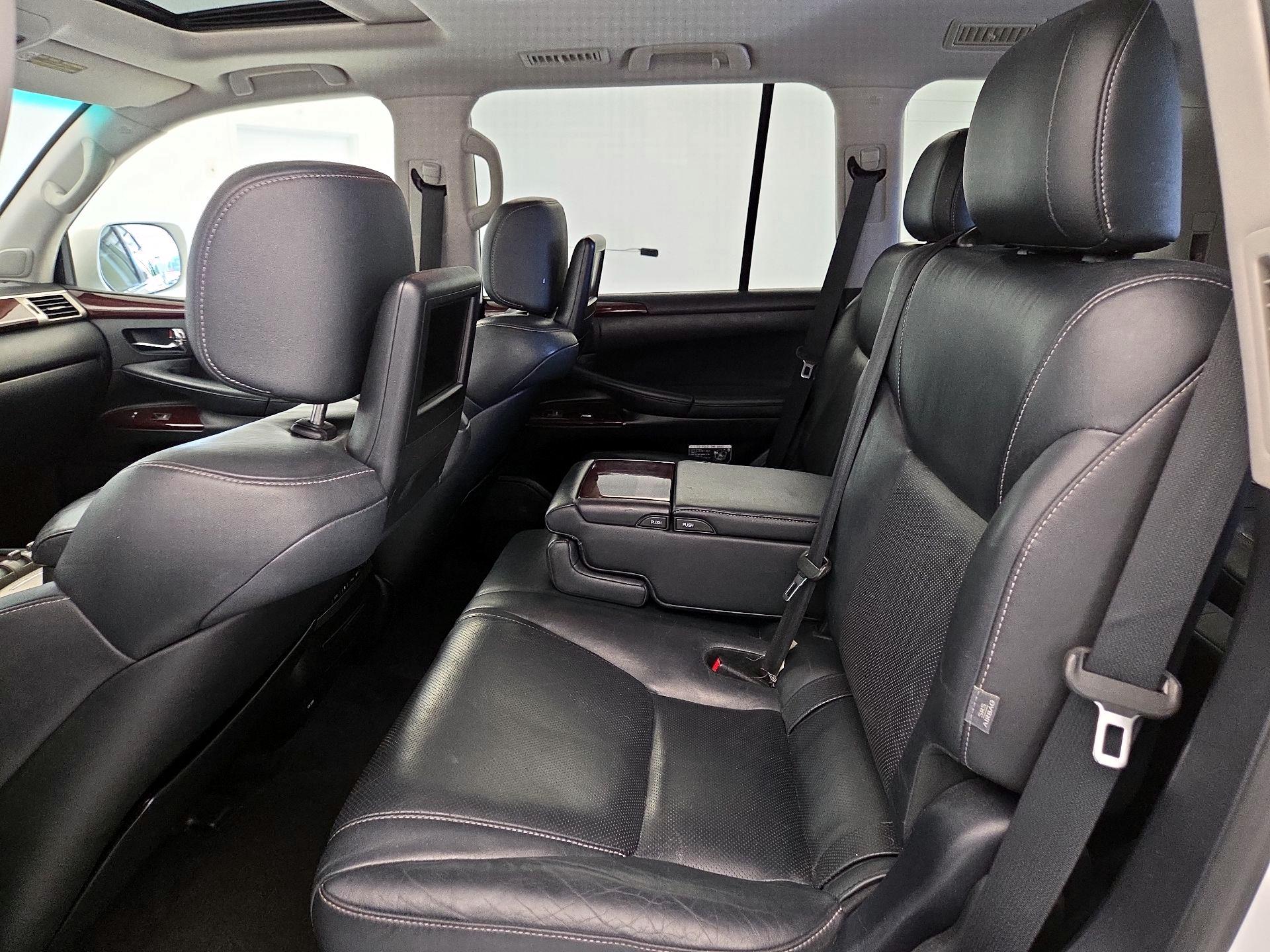 Thumbnail: 2014 Lexus LX - 20