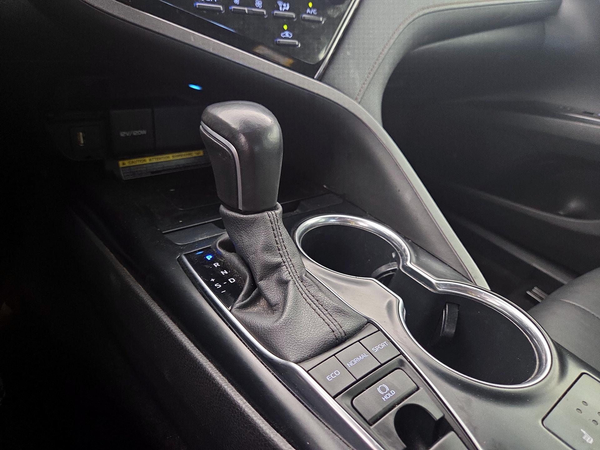 Thumbnail: 2020 Toyota Camry - 17