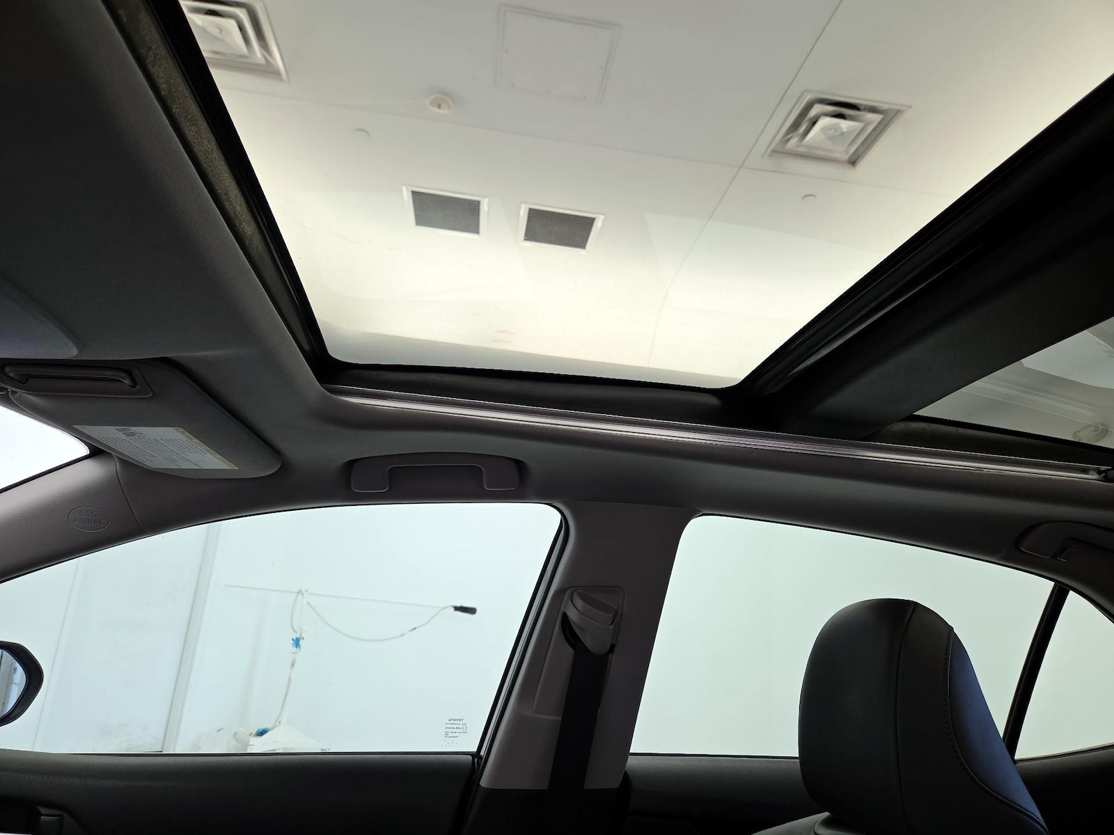 2020 Toyota Camry XLE - Photo 20