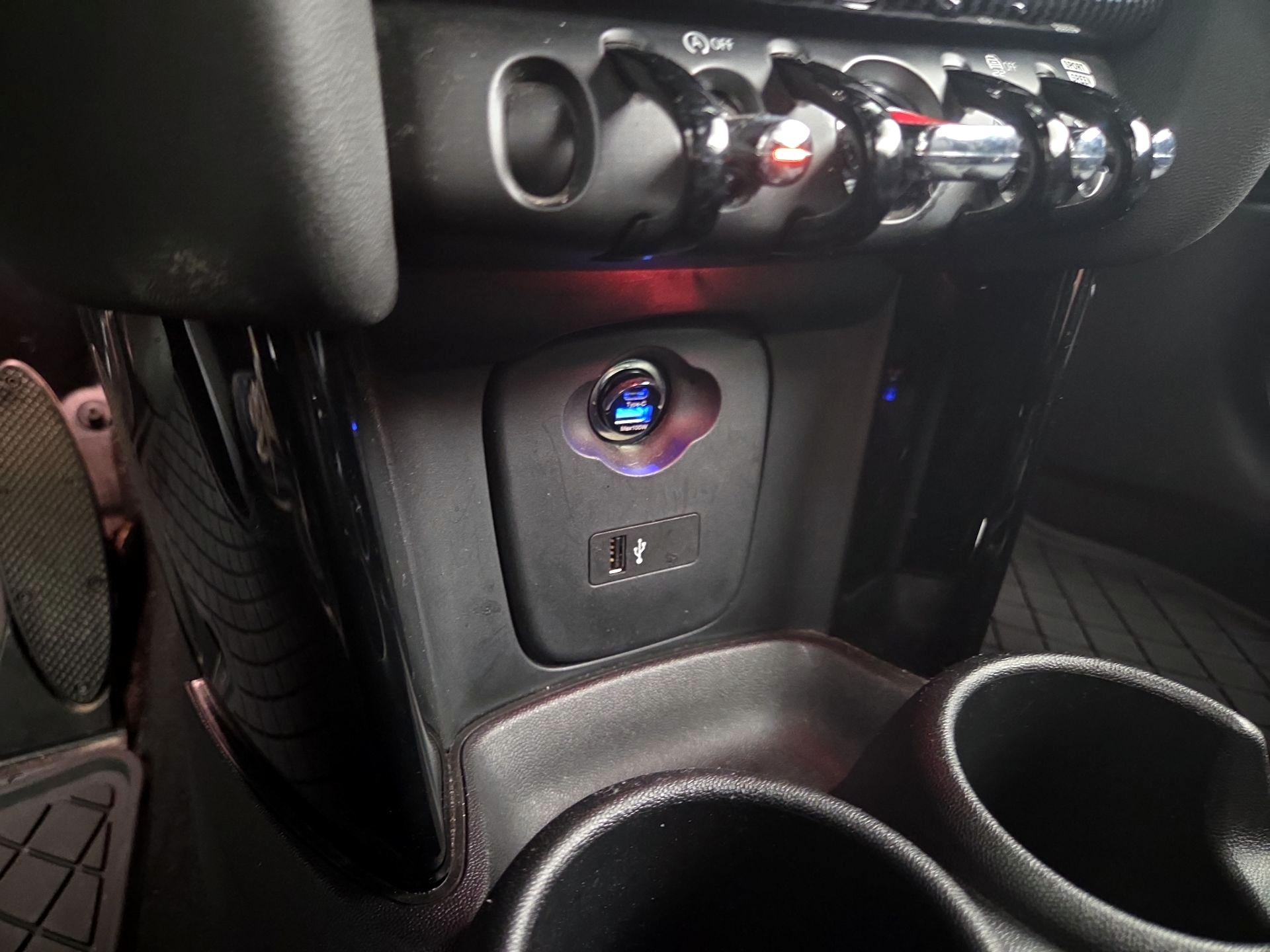 Thumbnail: 2019 MINI Cooper - 17