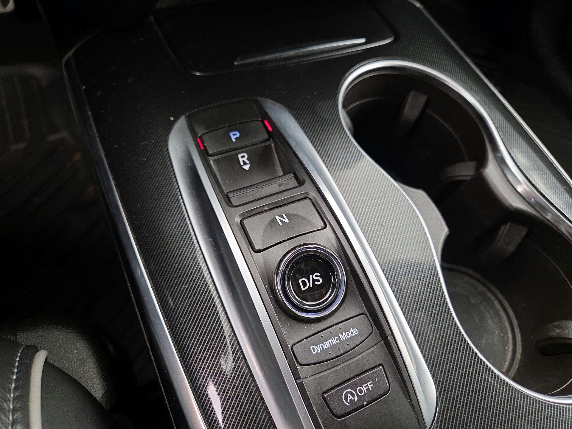 Thumbnail: 2019 Acura MDX - 17