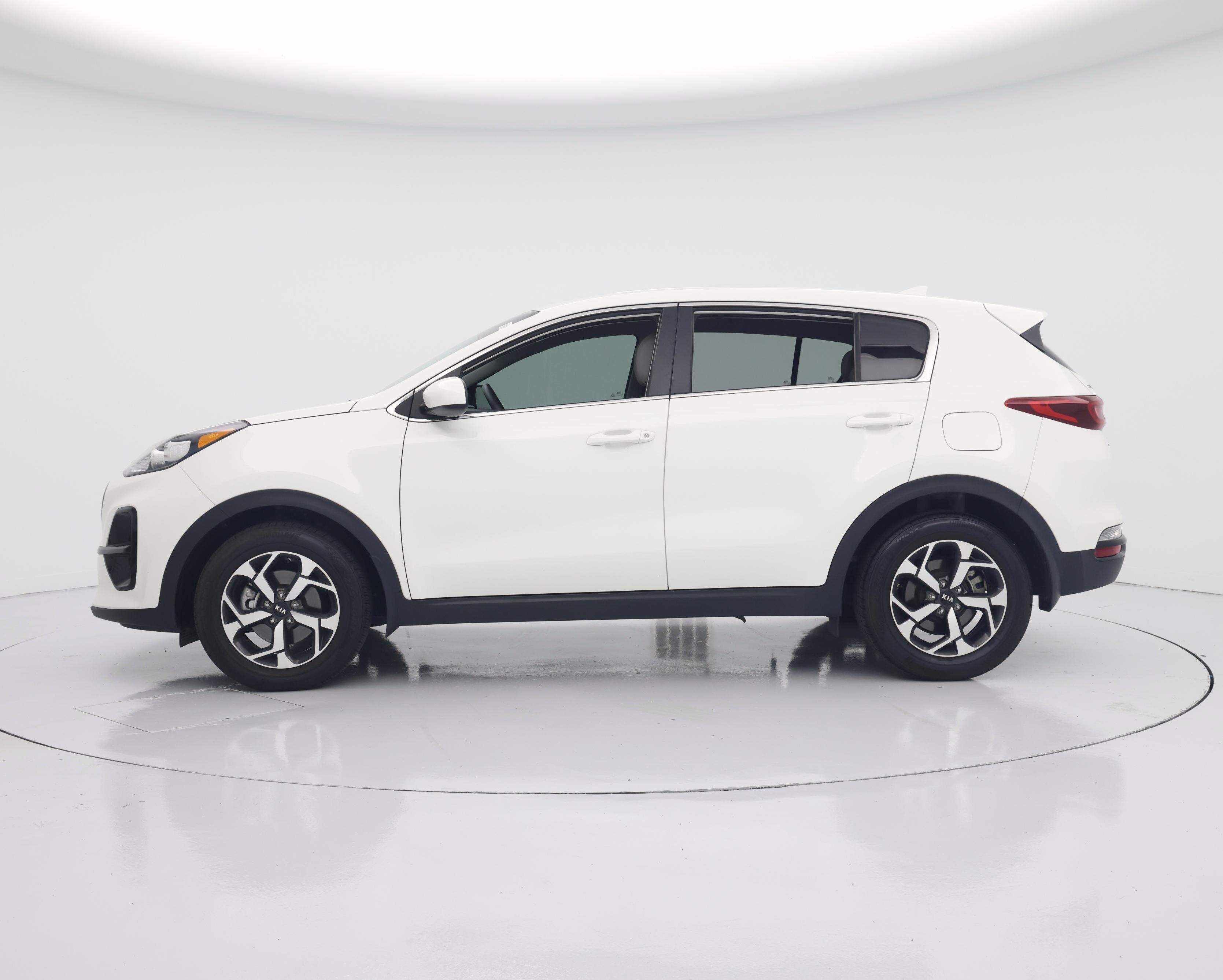 Thumbnail: 2021 Kia Sportage - 3