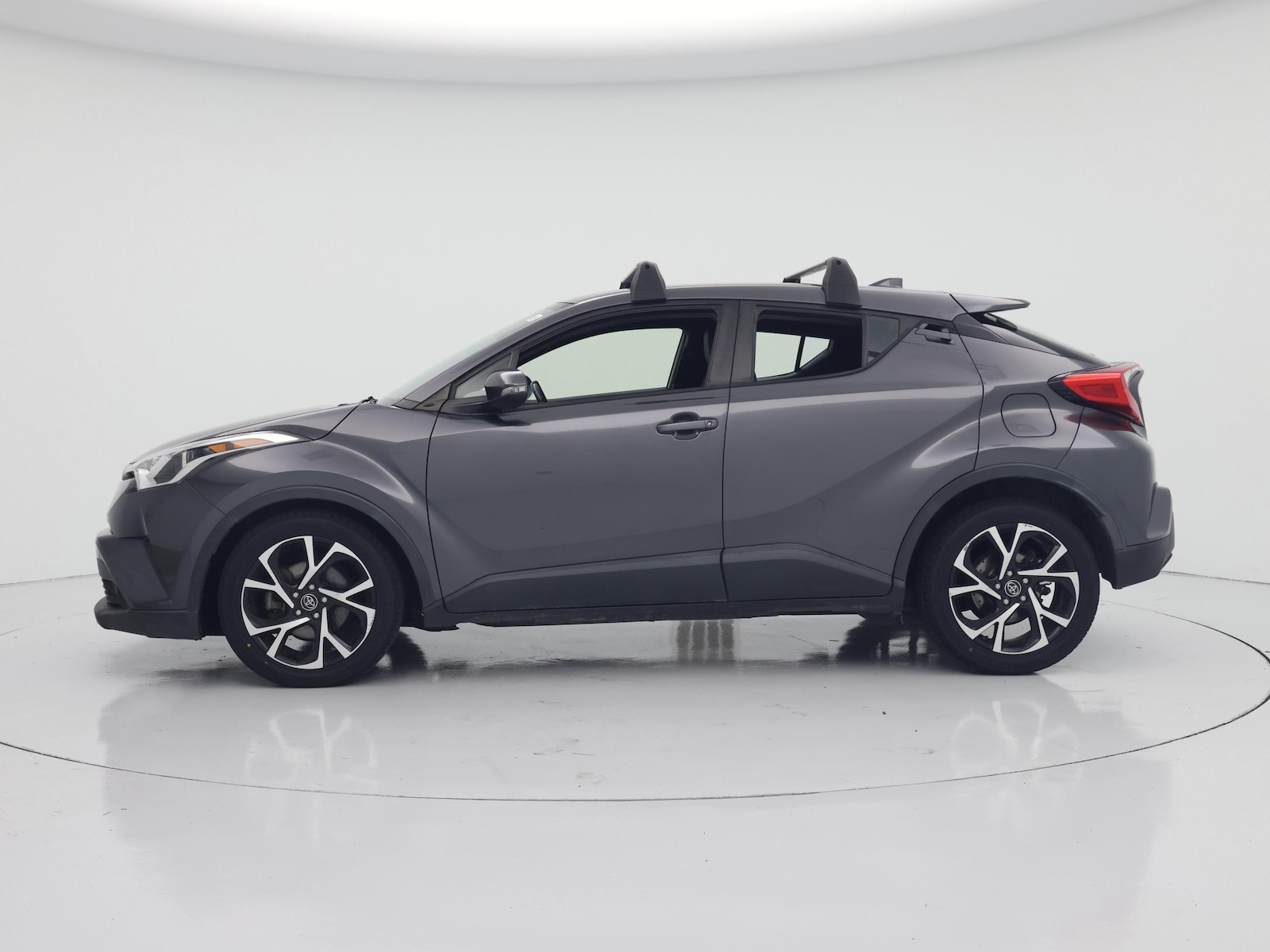 2018 Toyota C-HR XLE - Photo 4
