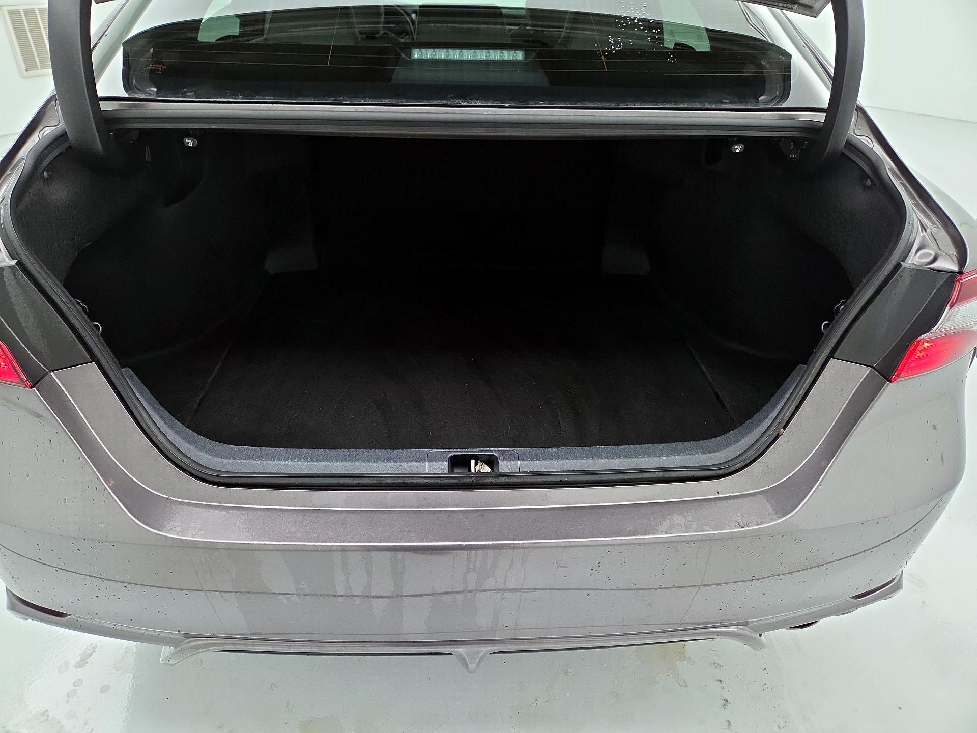 Thumbnail: 2024 Toyota Camry - 20