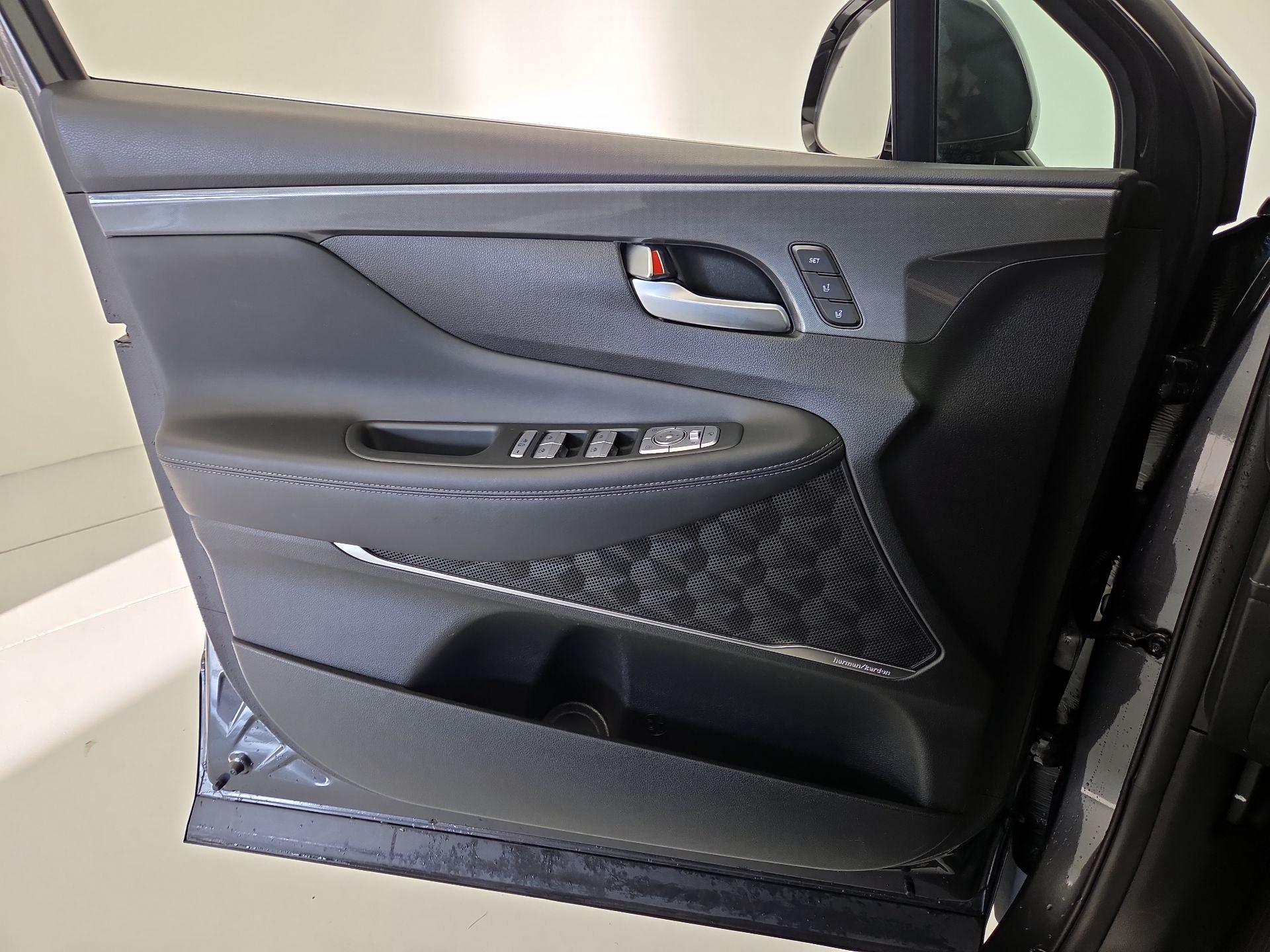 Thumbnail: 2023 Hyundai Santa Fe - 12