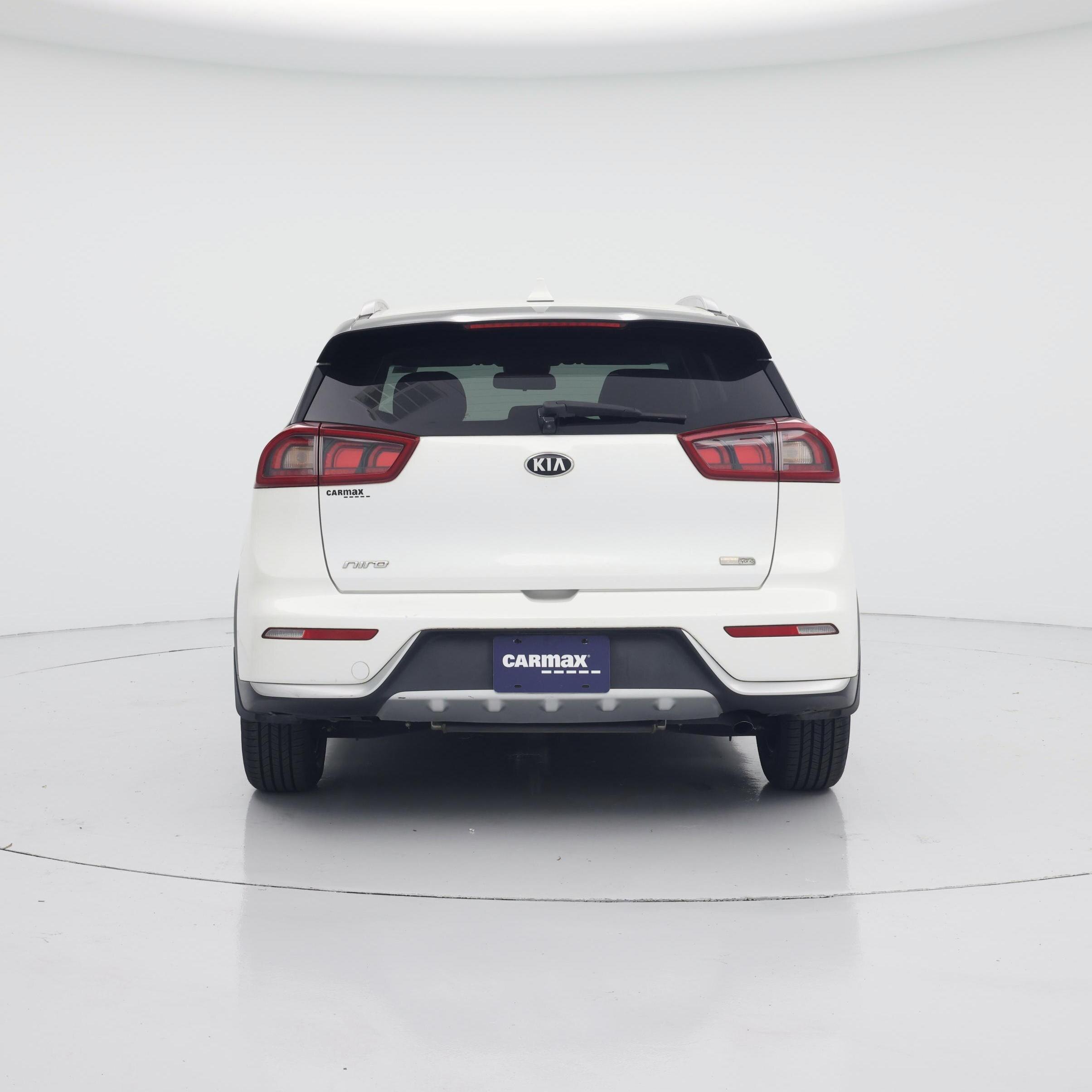 Thumbnail: 2017 Kia Niro - 6