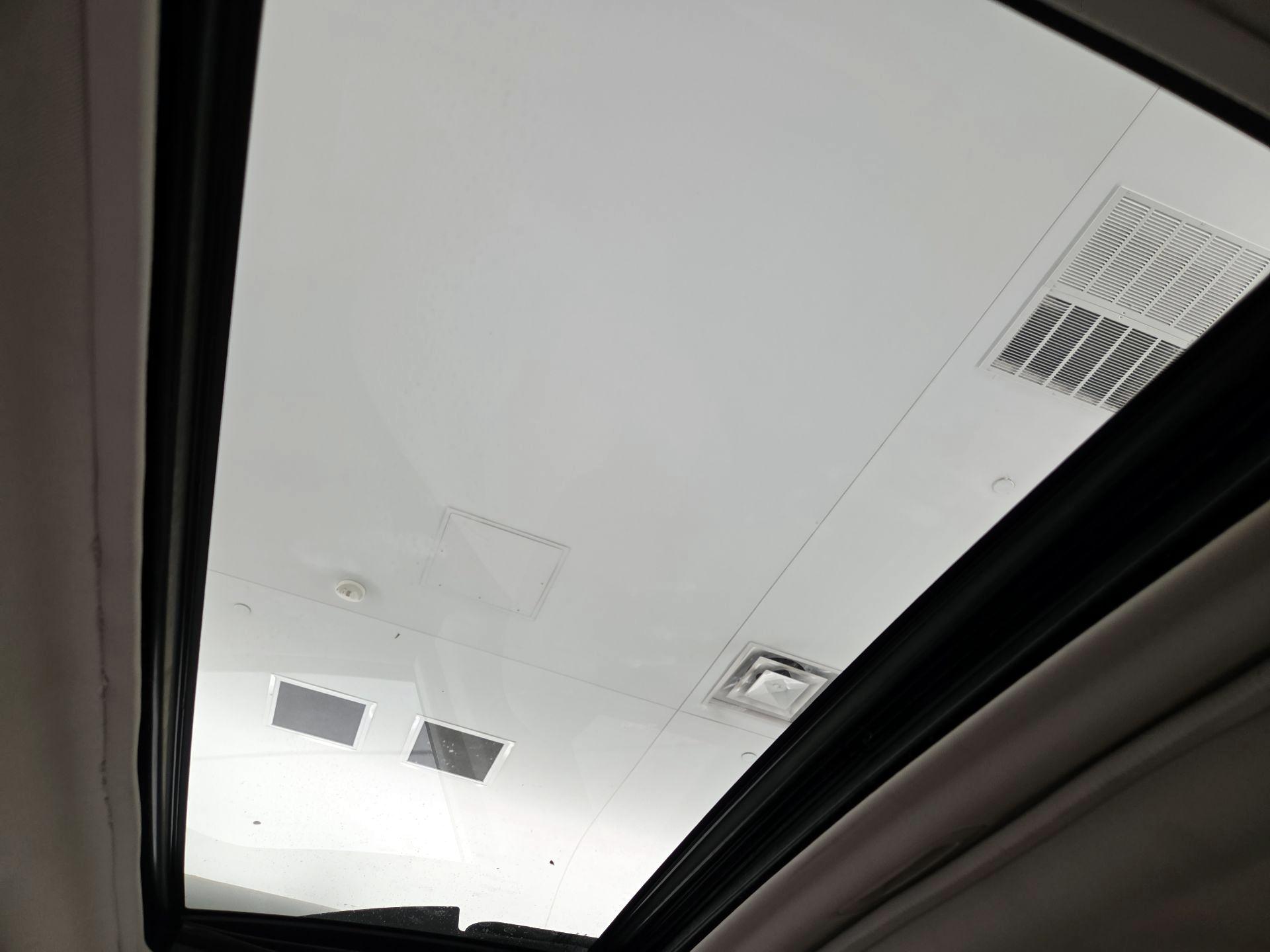 Thumbnail: 2017 Subaru Outback - 20