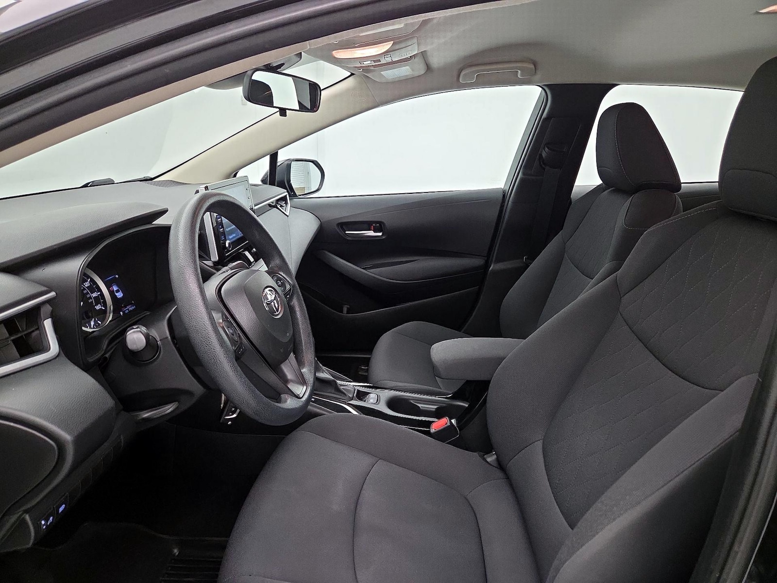 2020 Toyota Corolla LE - Photo 12