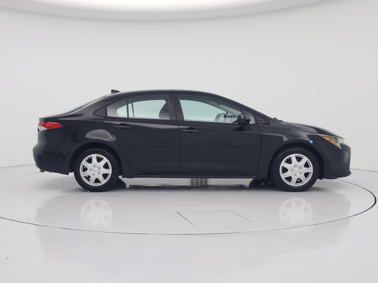 2020 Toyota Corolla LE - Photo 8