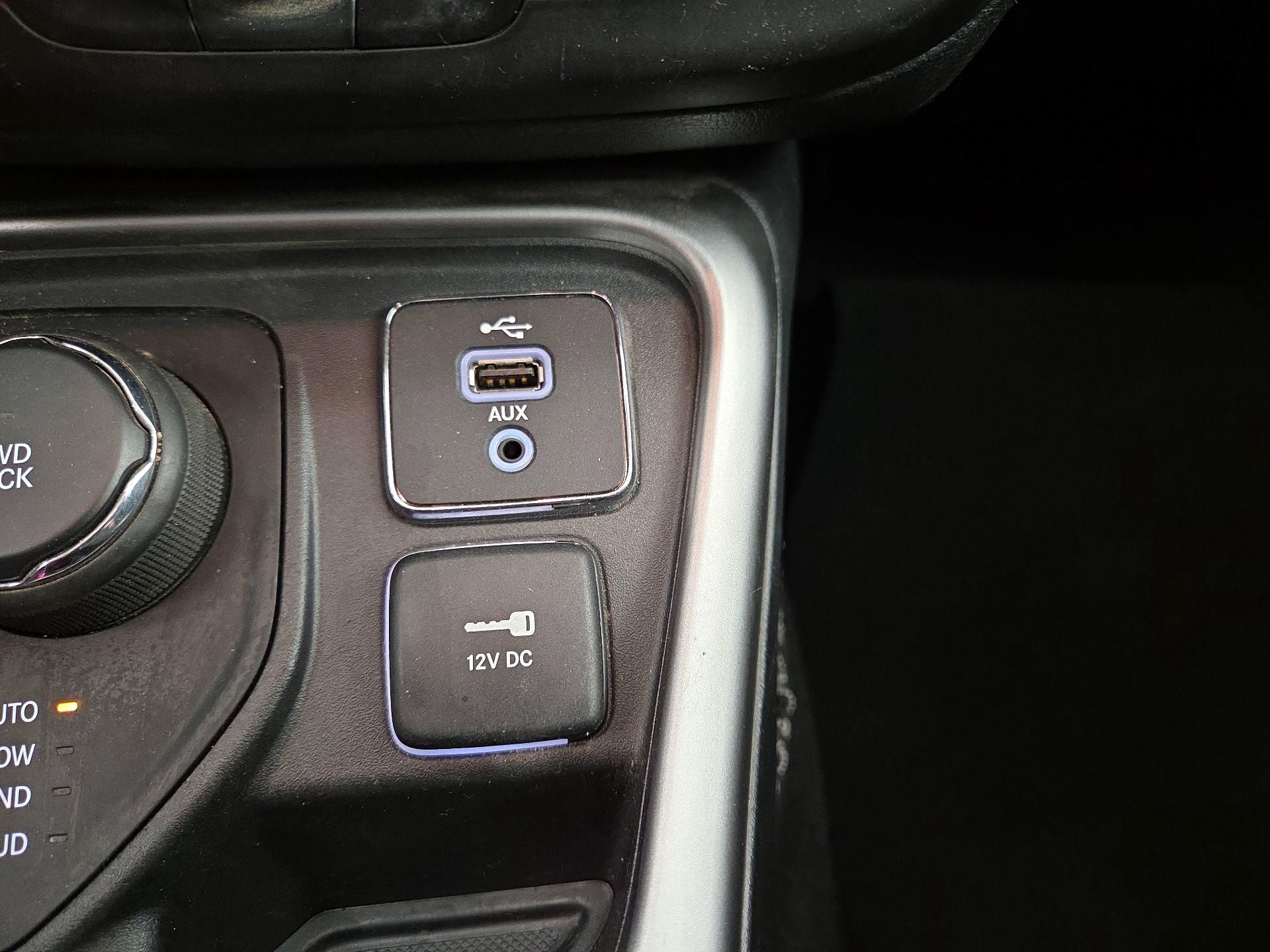 Thumbnail: 2018 Jeep Compass - 18