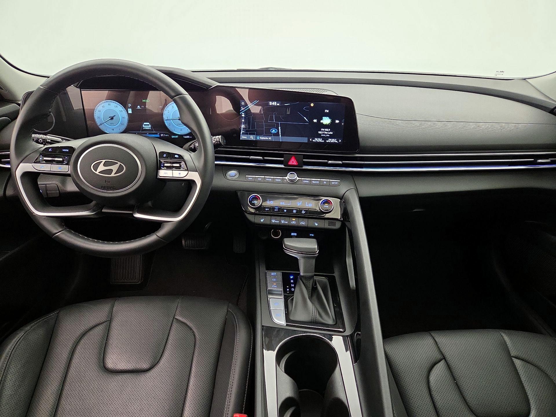 Thumbnail: 2024 Hyundai Elantra - 9