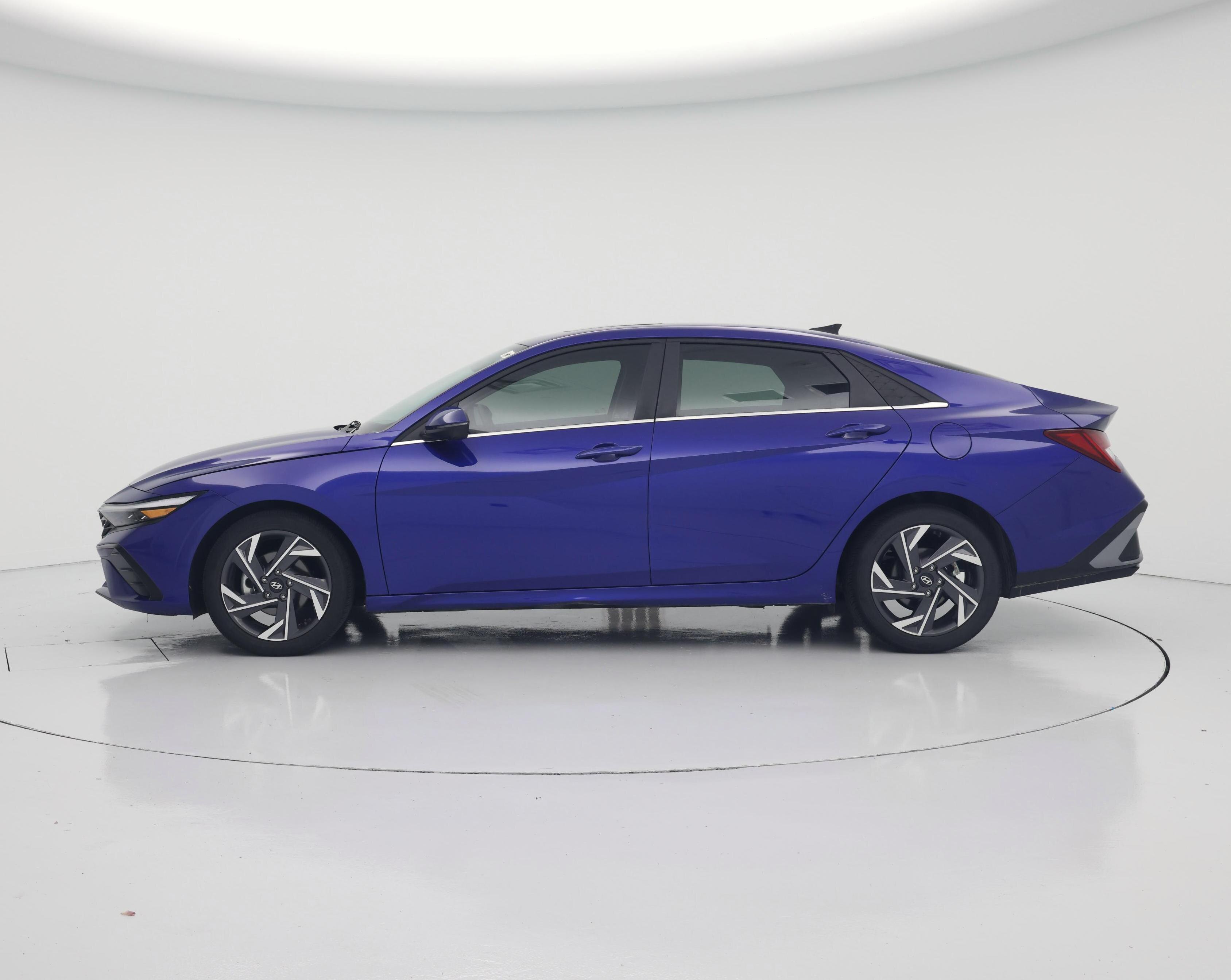Thumbnail: 2024 Hyundai Elantra - 3