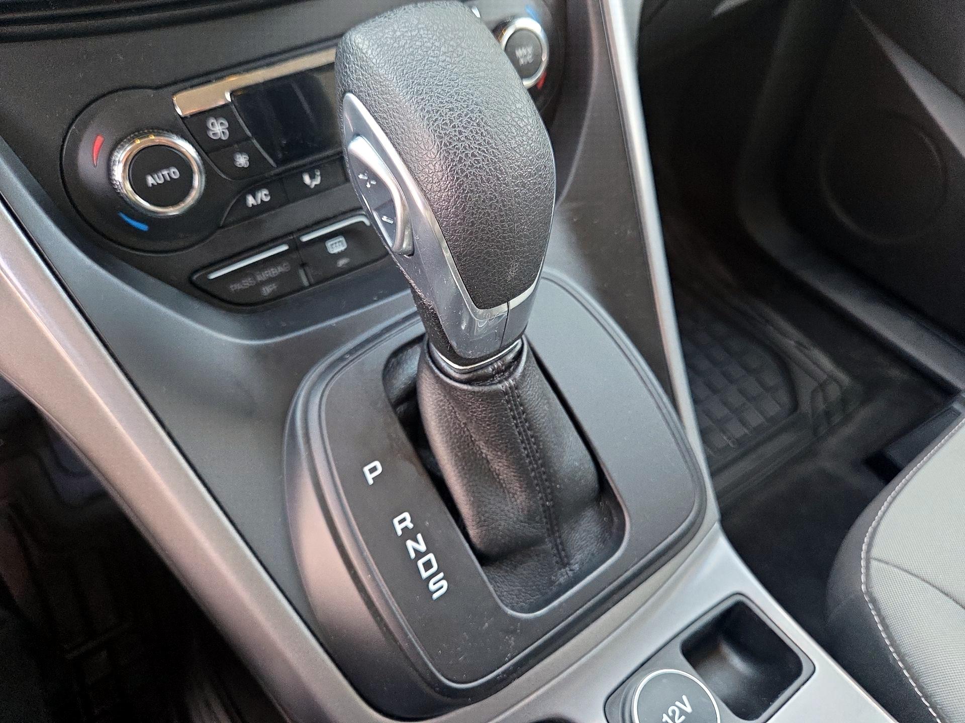 Thumbnail: 2016 Ford Escape - 18
