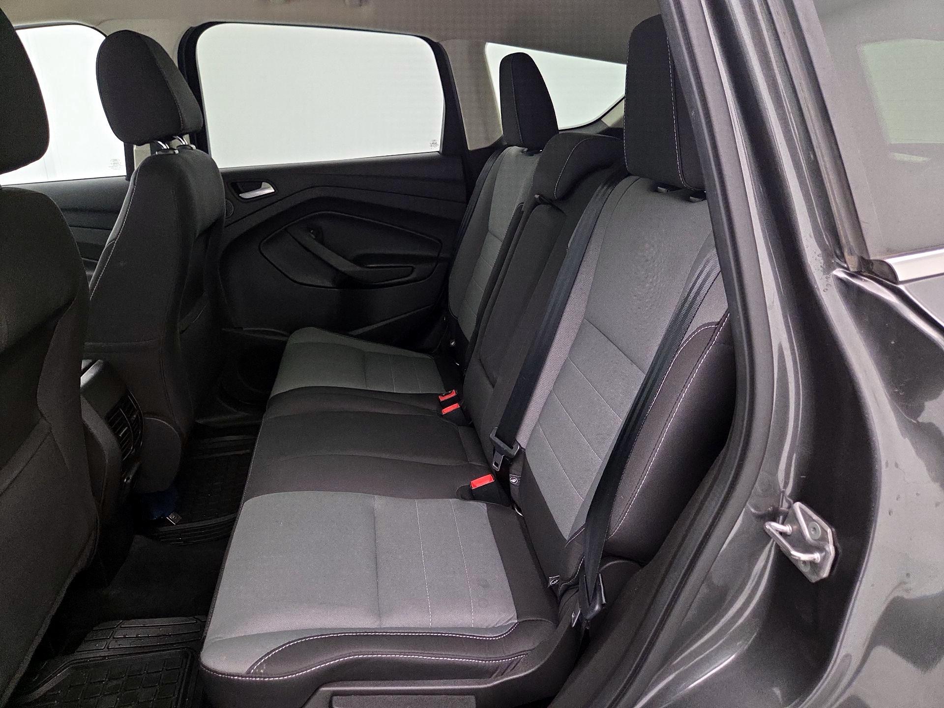 Thumbnail: 2016 Ford Escape - 19