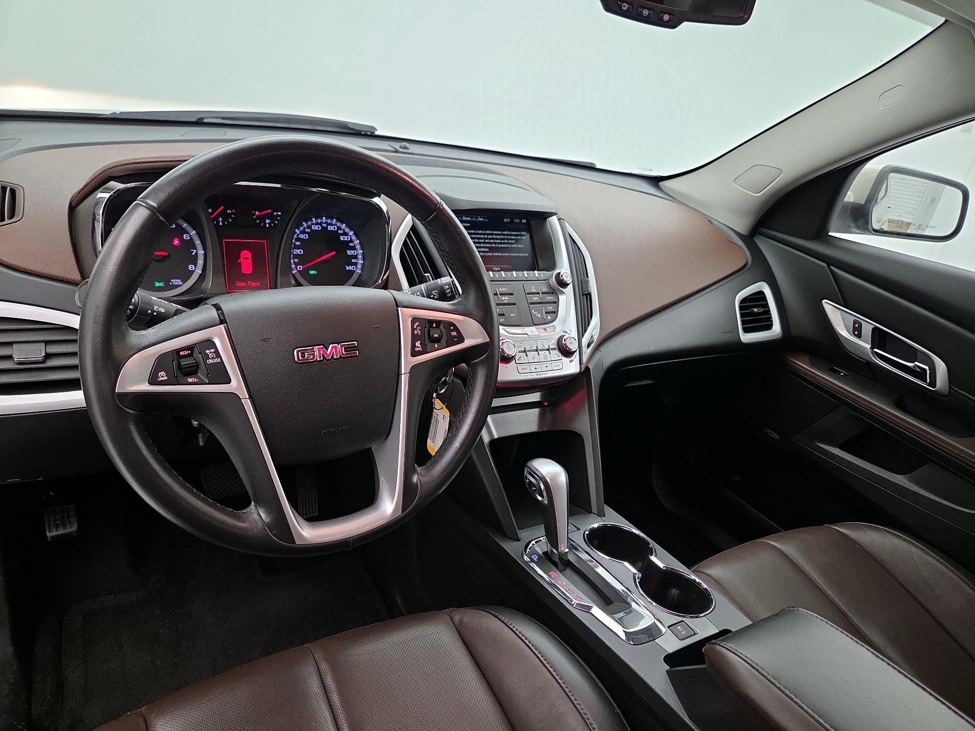 Thumbnail: 2015 GMC Terrain - 9