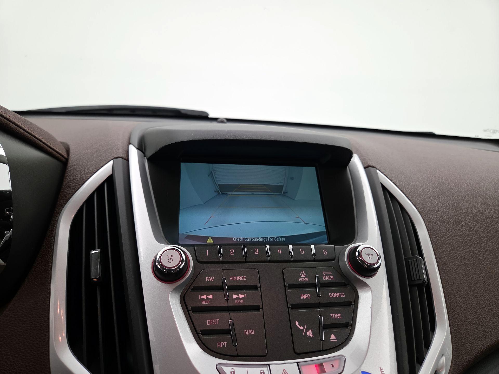 Thumbnail: 2015 GMC Terrain - 13