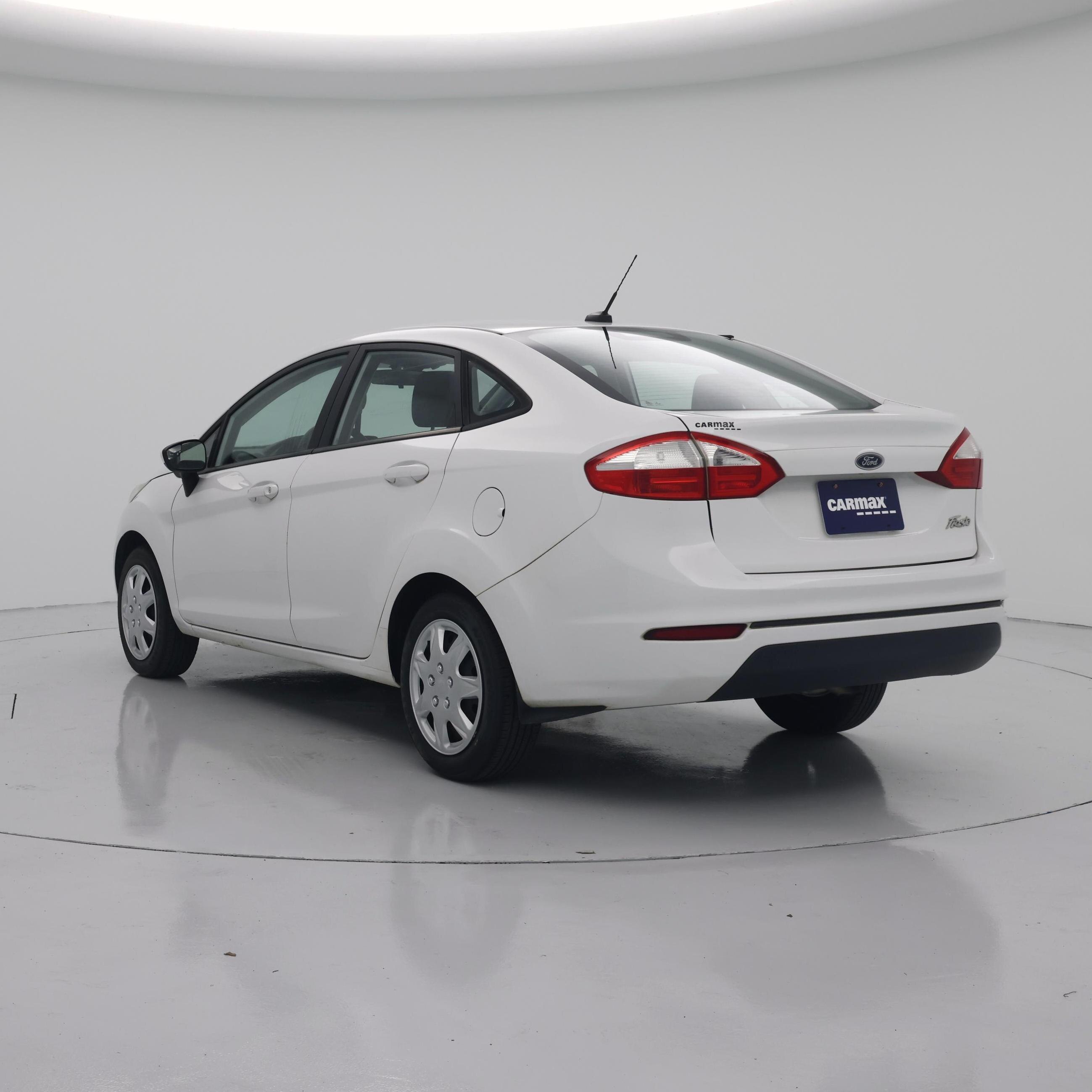 Thumbnail: 2016 Ford Fiesta - 2