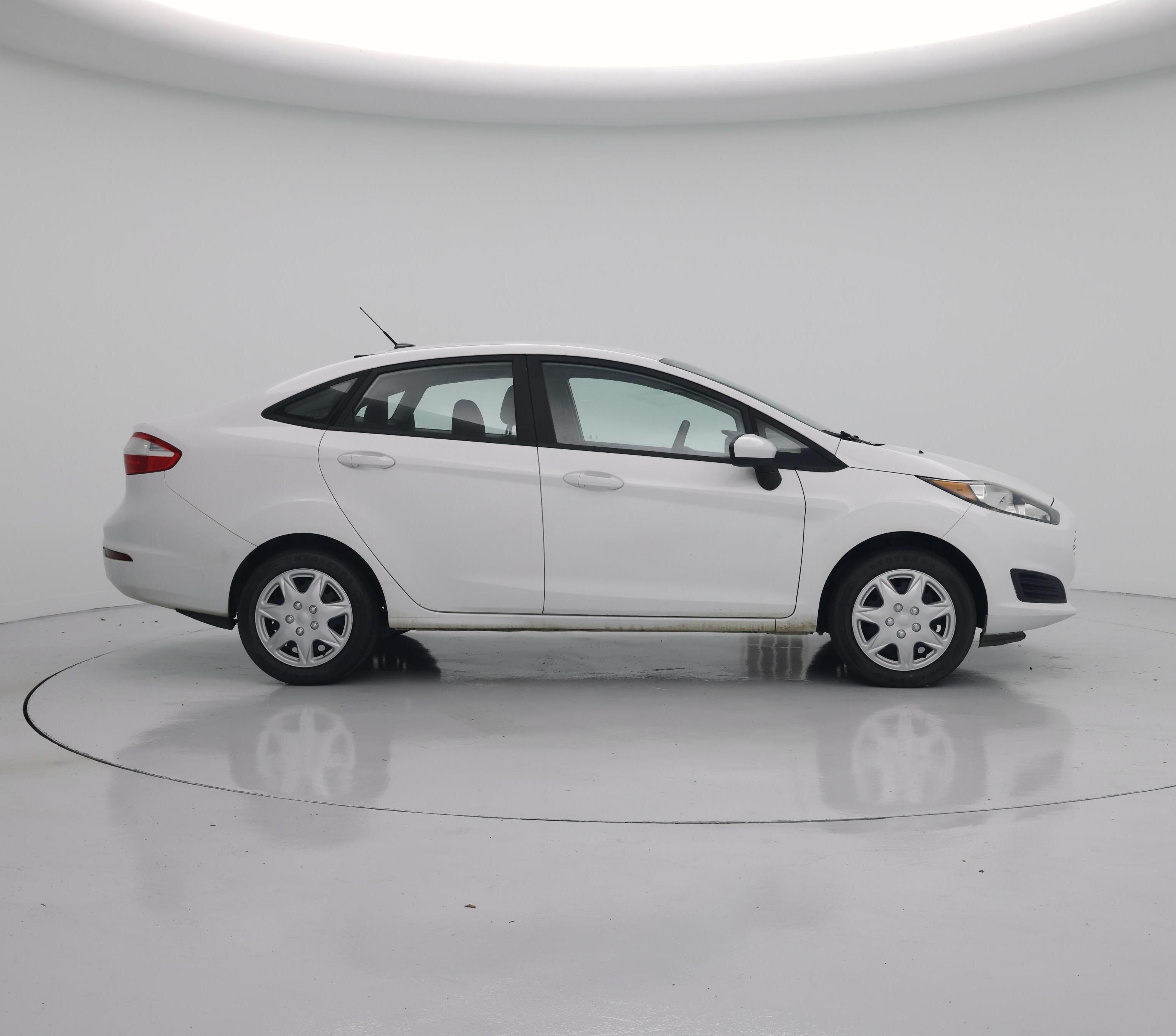 Thumbnail: 2016 Ford Fiesta - 7