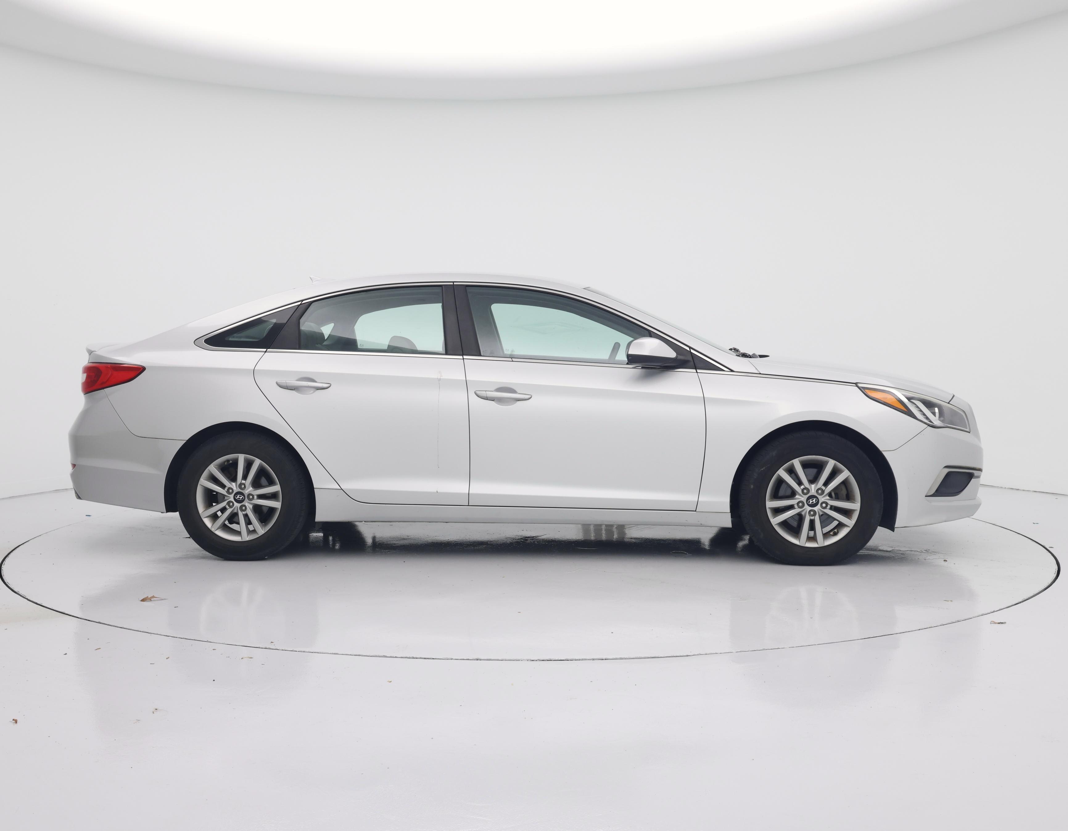 Thumbnail: 2017 Hyundai Sonata - 7