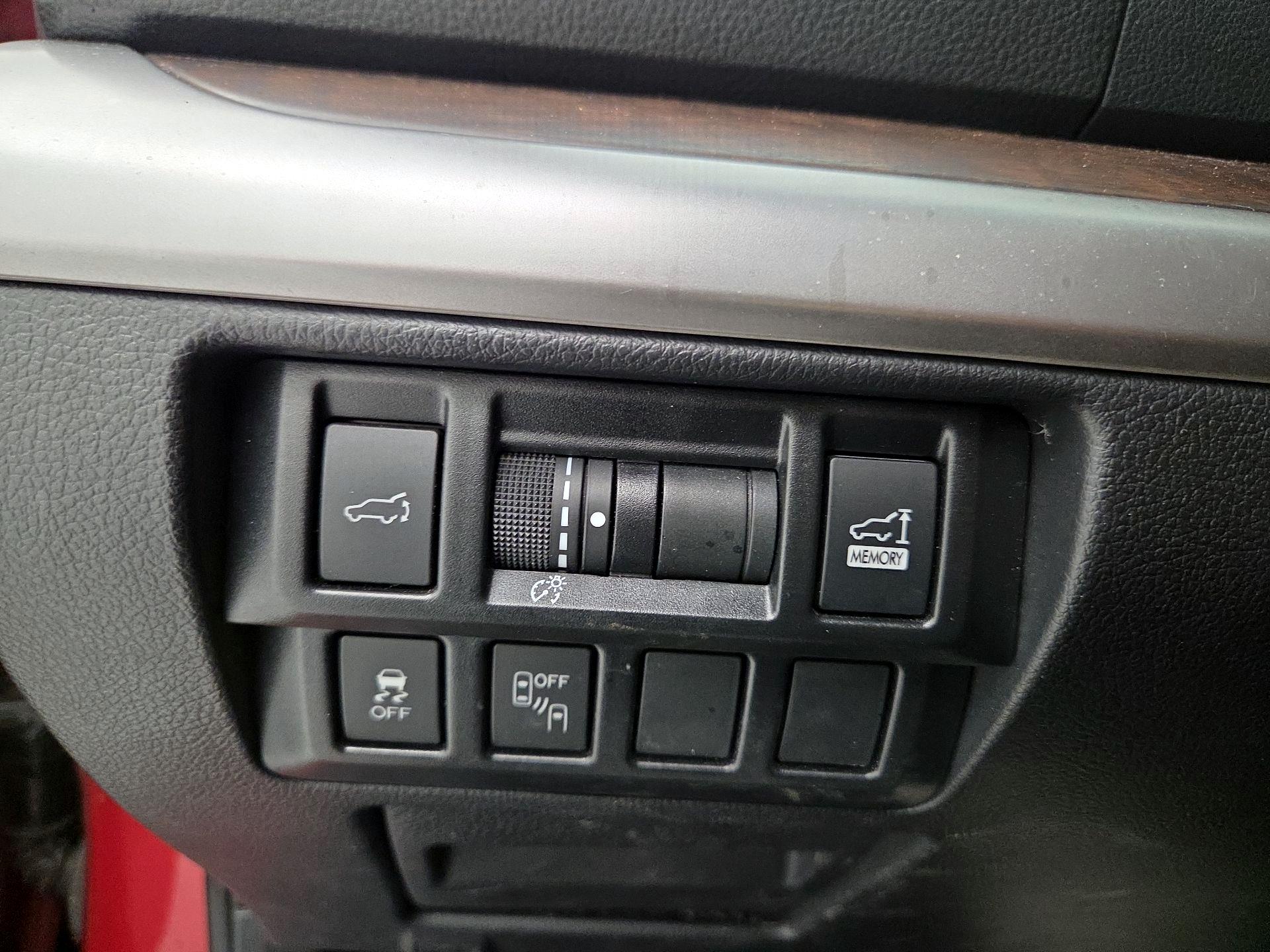 Thumbnail: 2018 Subaru Outback - 13