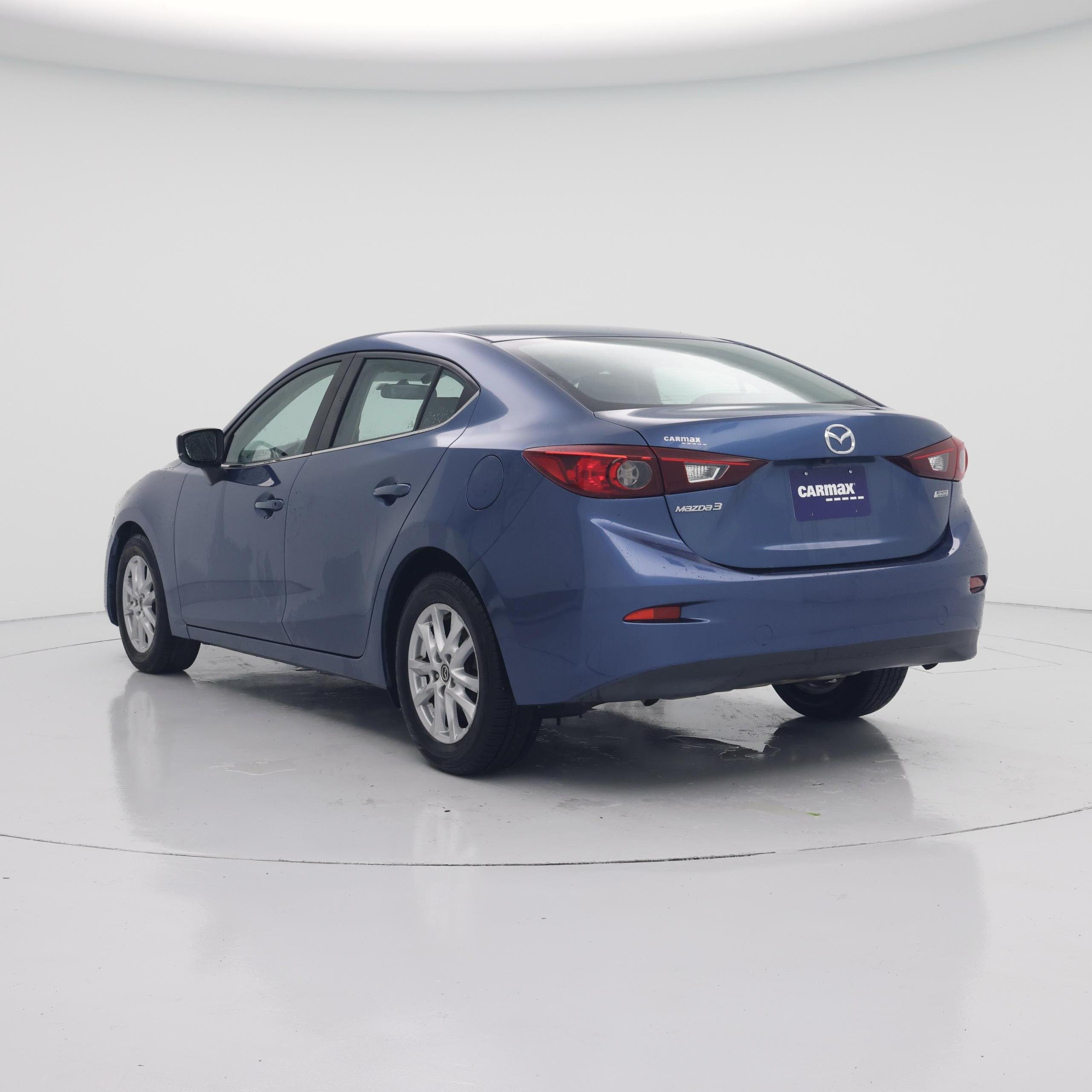 Thumbnail: 2017 Mazda Mazda3 - 2