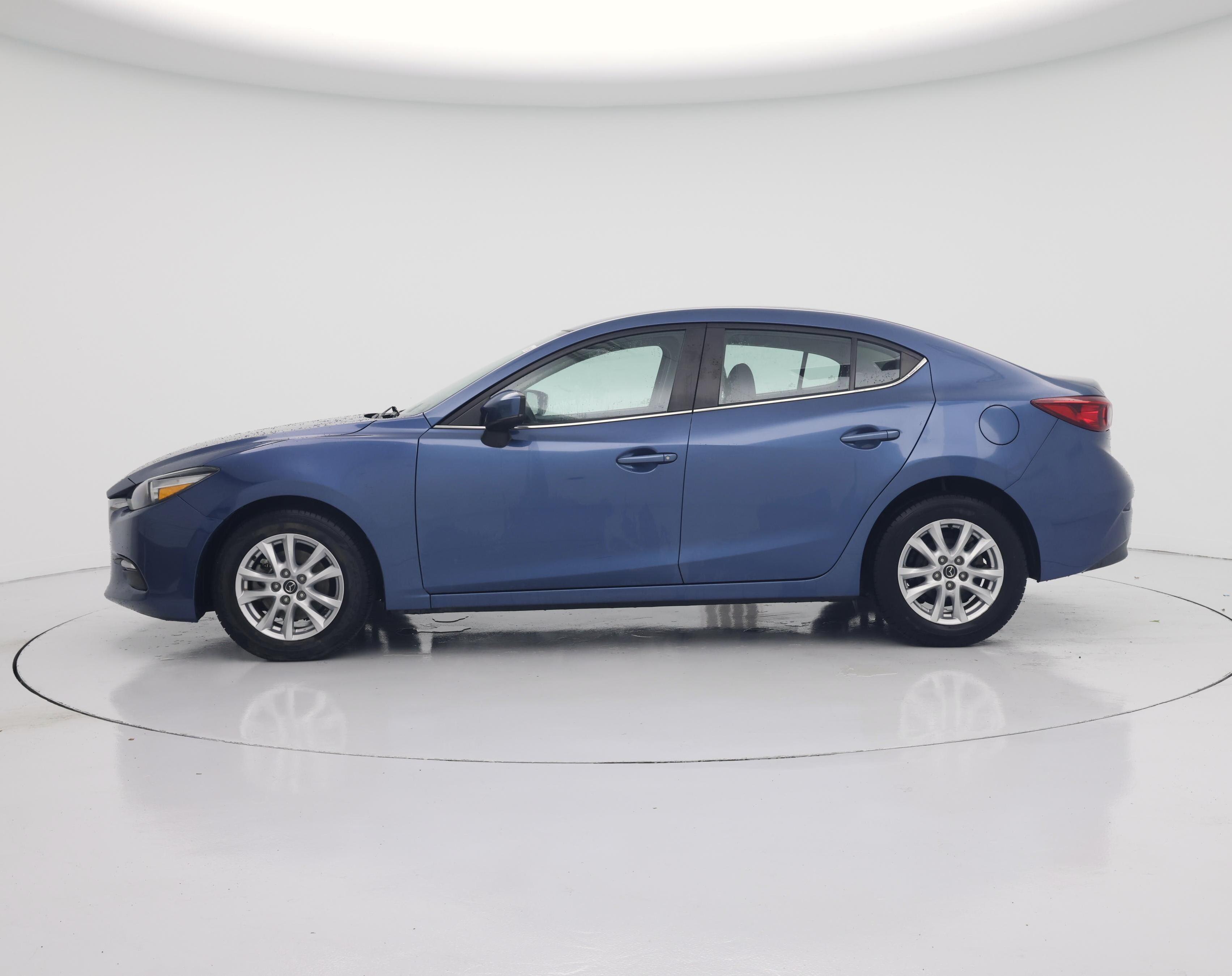 Thumbnail: 2017 Mazda Mazda3 - 3