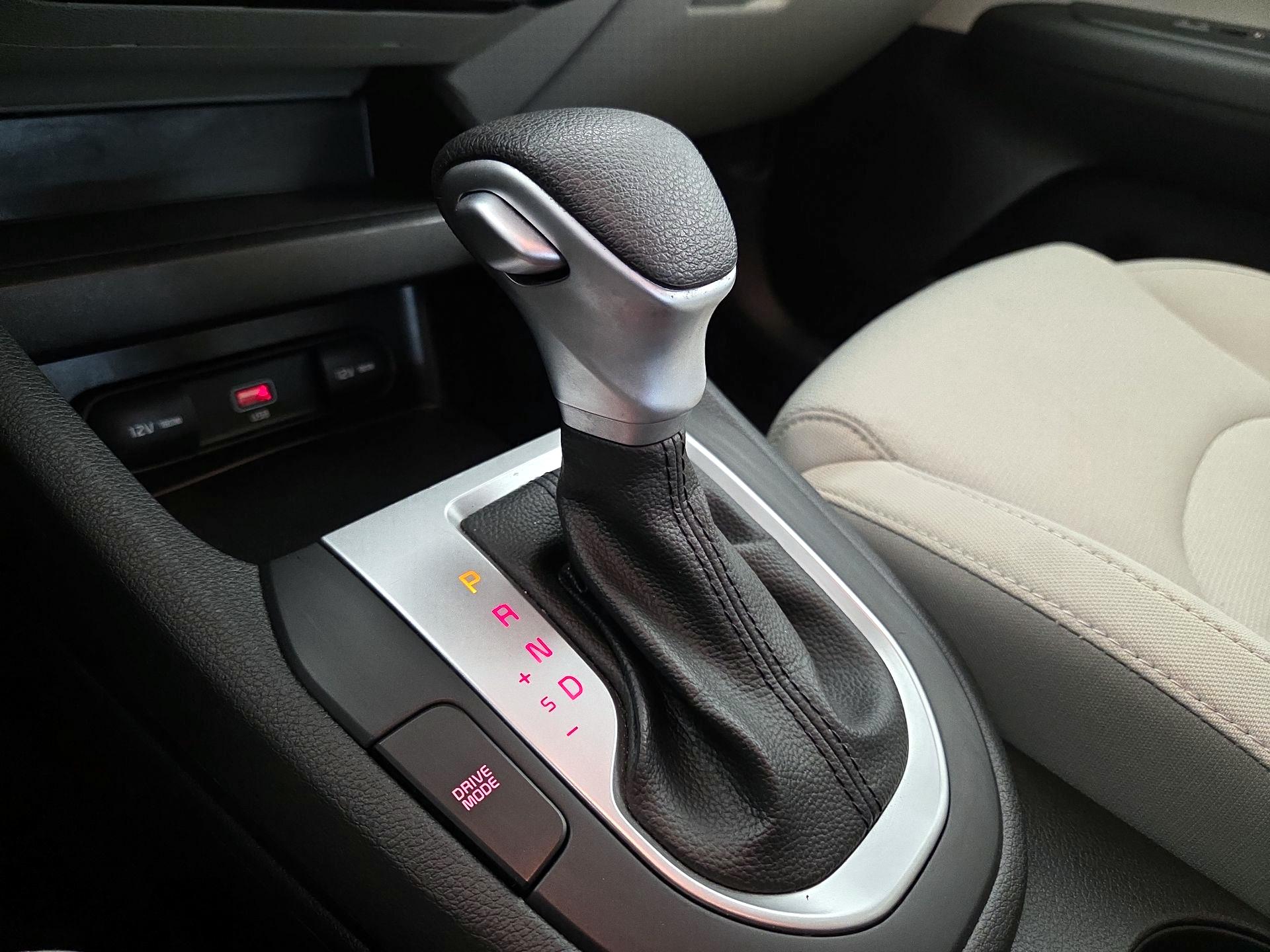 Thumbnail: 2023 Kia Forte - 17