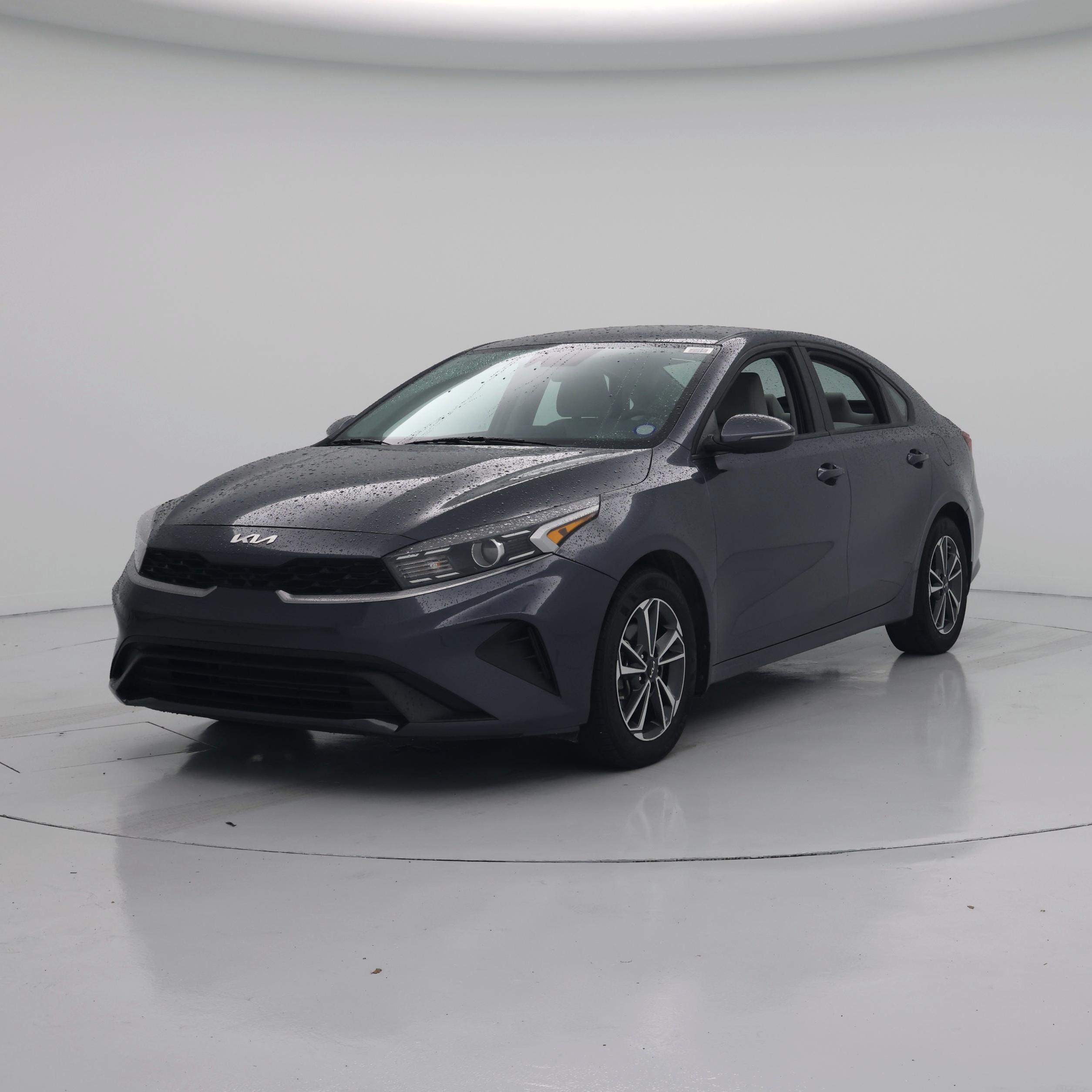 Thumbnail: 2023 Kia Forte - 4