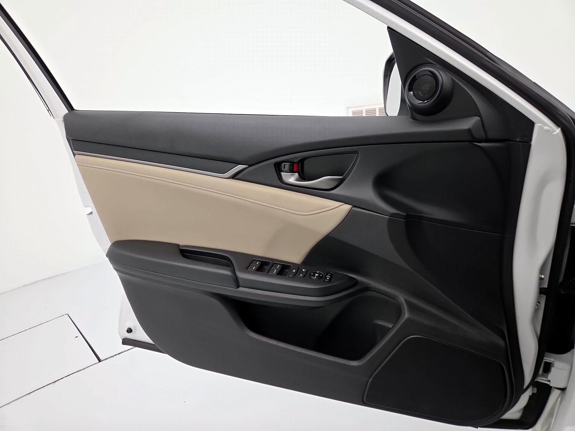 Thumbnail: 2020 Honda Civic - 12