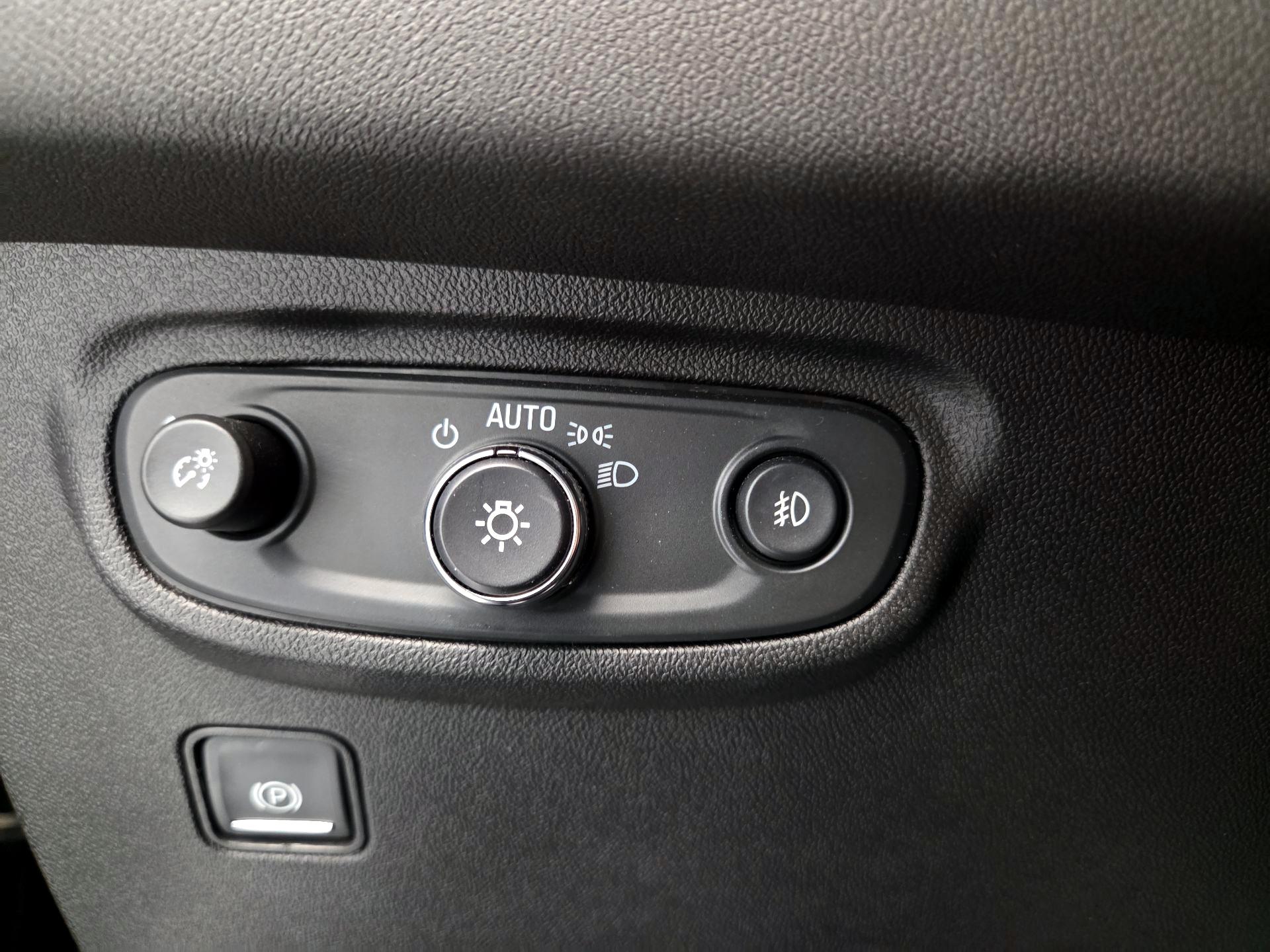 Thumbnail: 2020 GMC Terrain - 13
