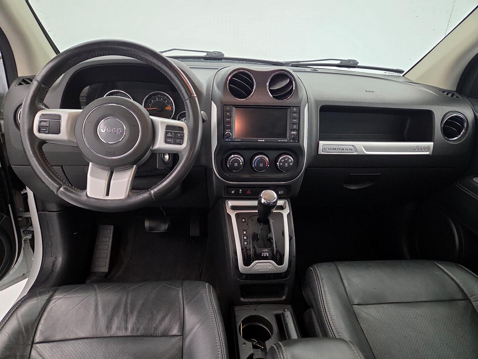 Thumbnail: 2017 Jeep Compass - 9