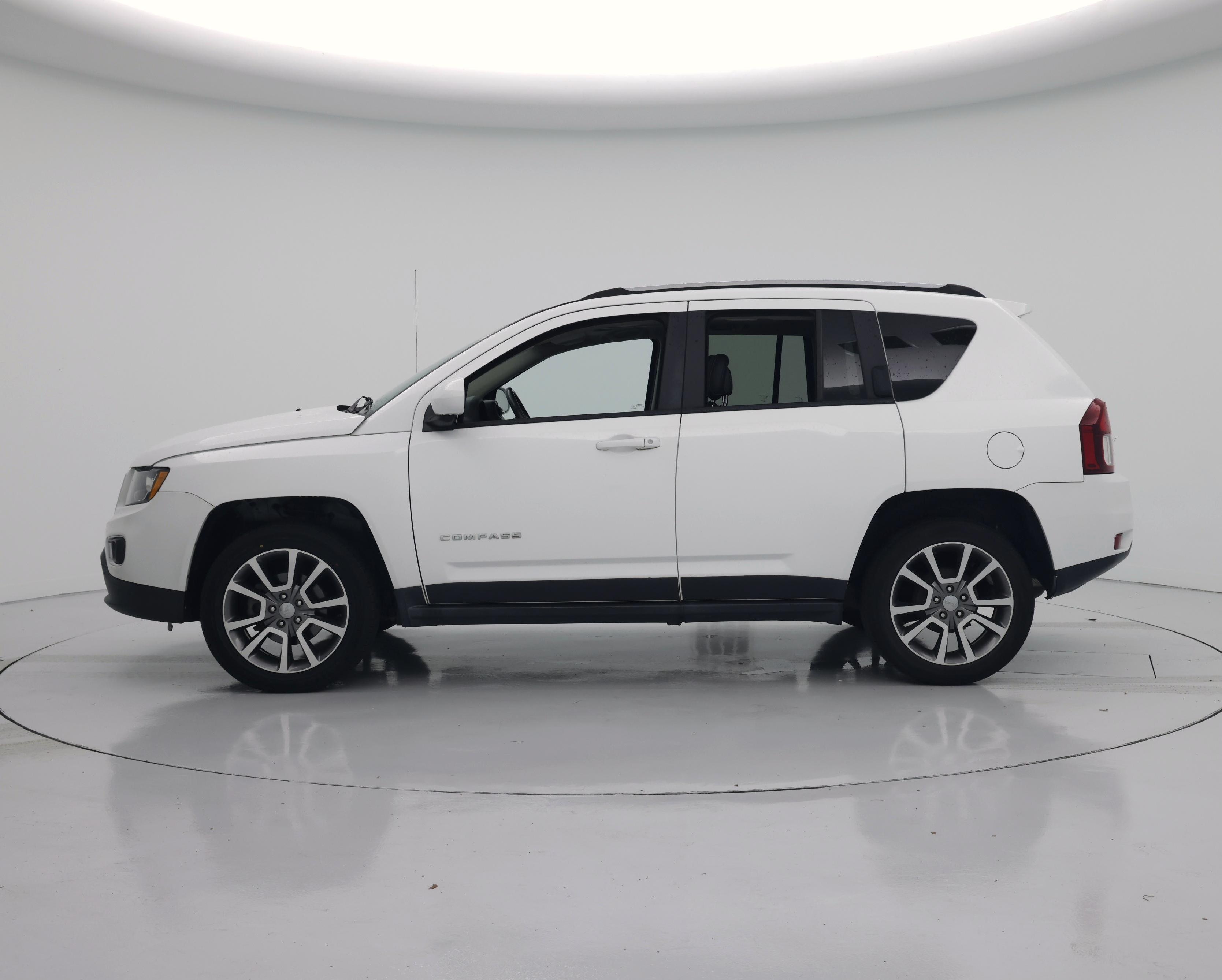 Thumbnail: 2017 Jeep Compass - 3