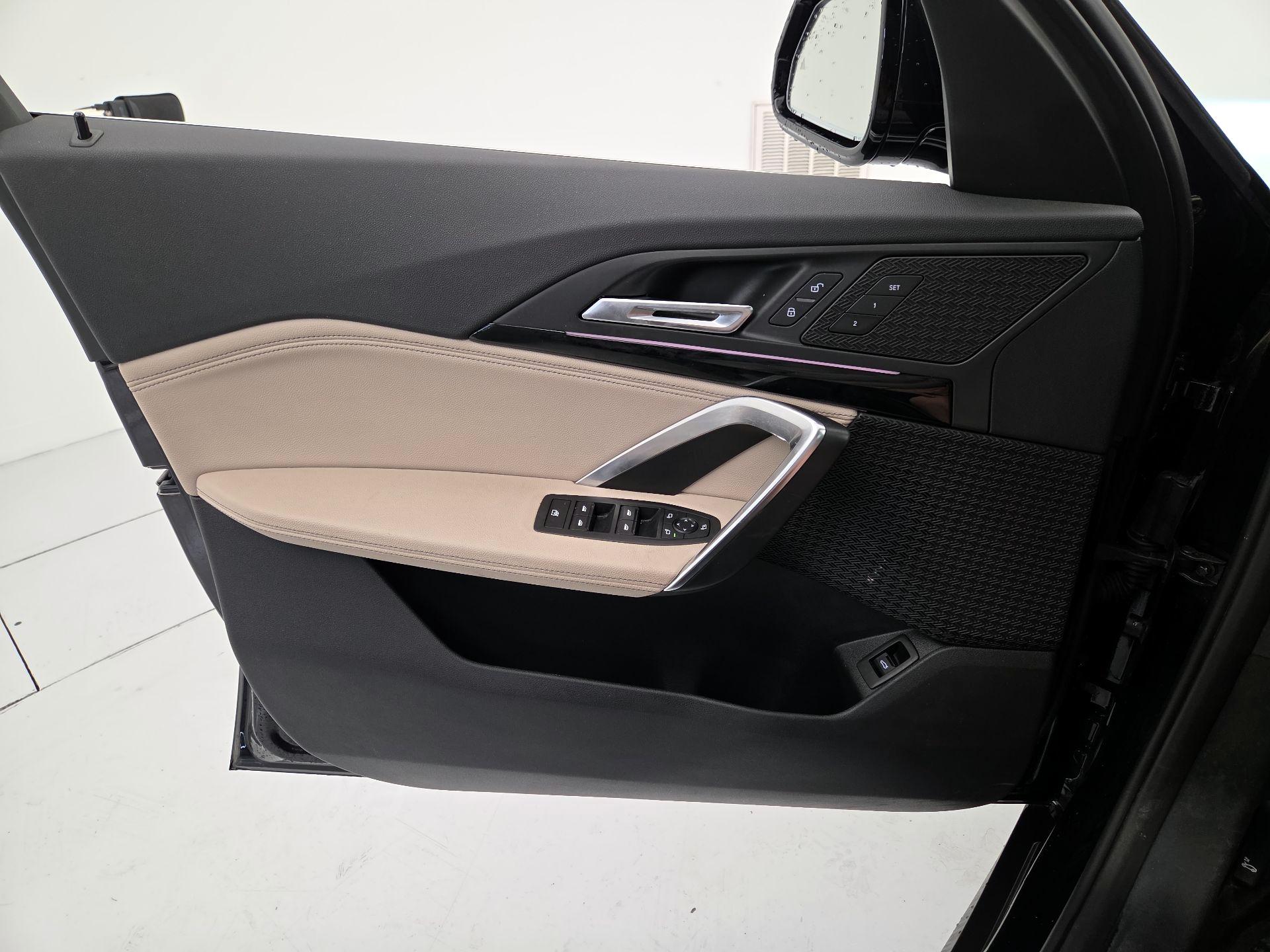 Thumbnail: 2023 BMW X1 - 12