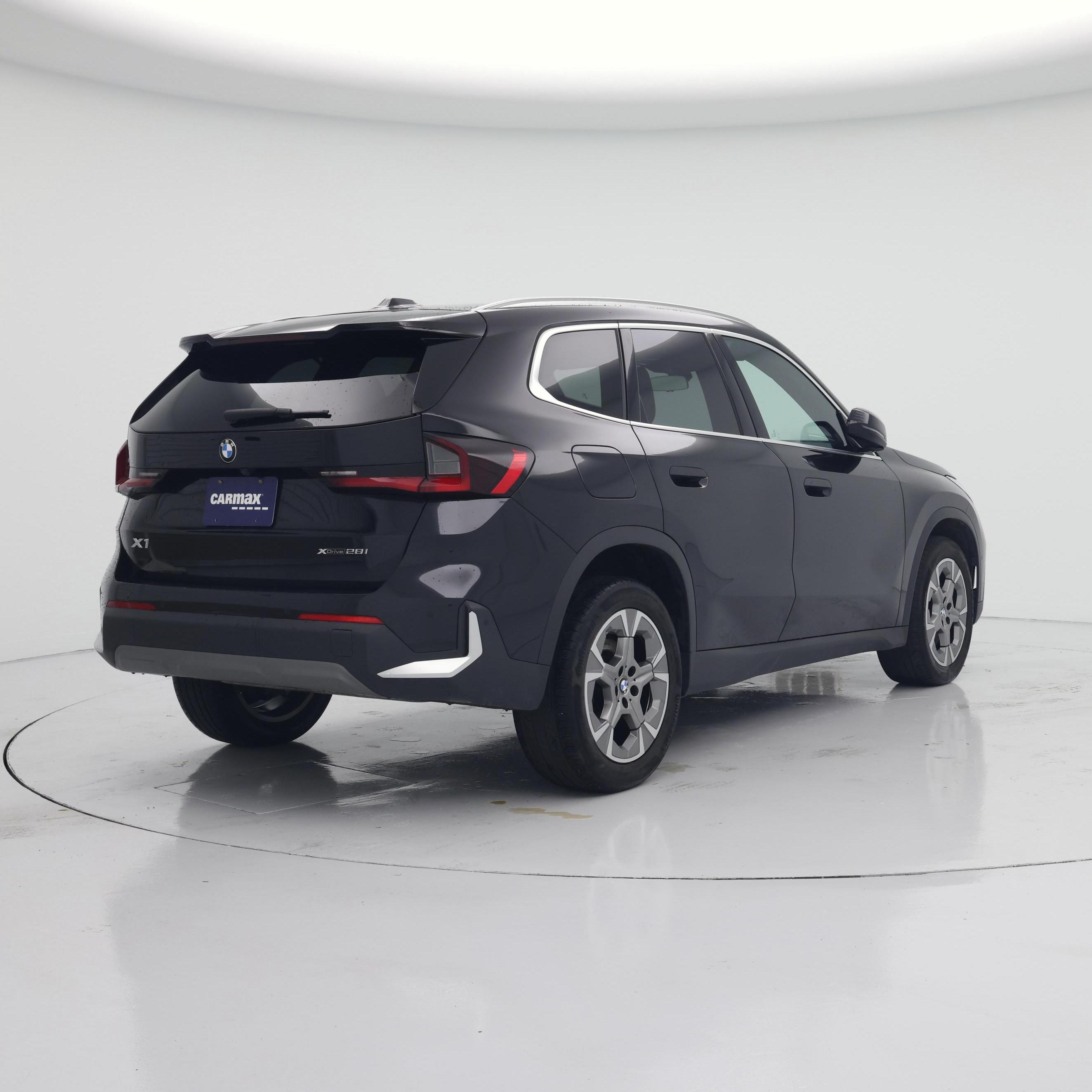 Thumbnail: 2023 BMW X1 - 8